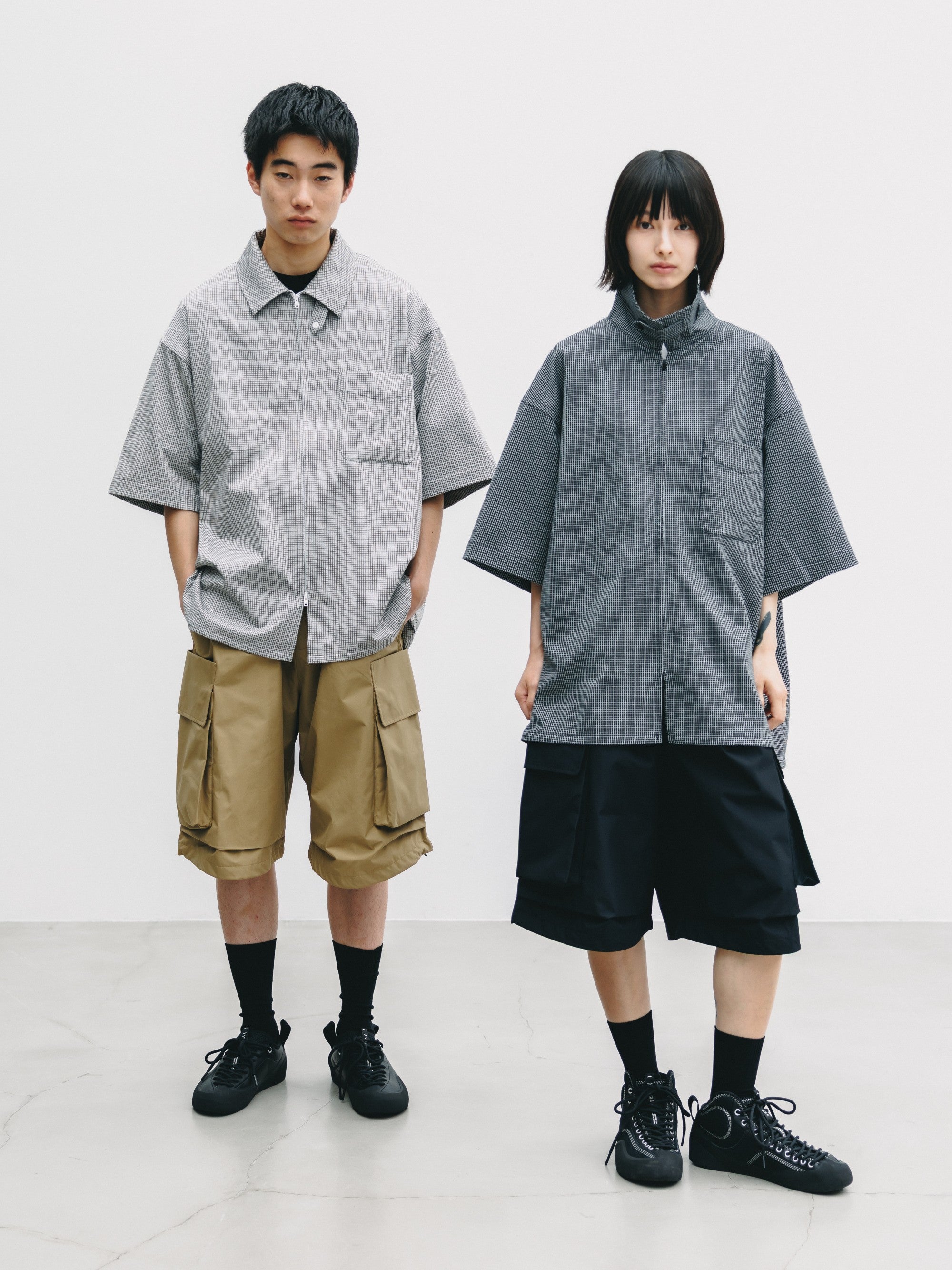 【7.8 WED 20:00- IN STOCK】MINI GRID CHECK 36G KNIT EVERYDAY ZIP UP S/S SHIRT (WHITE×BLACK)