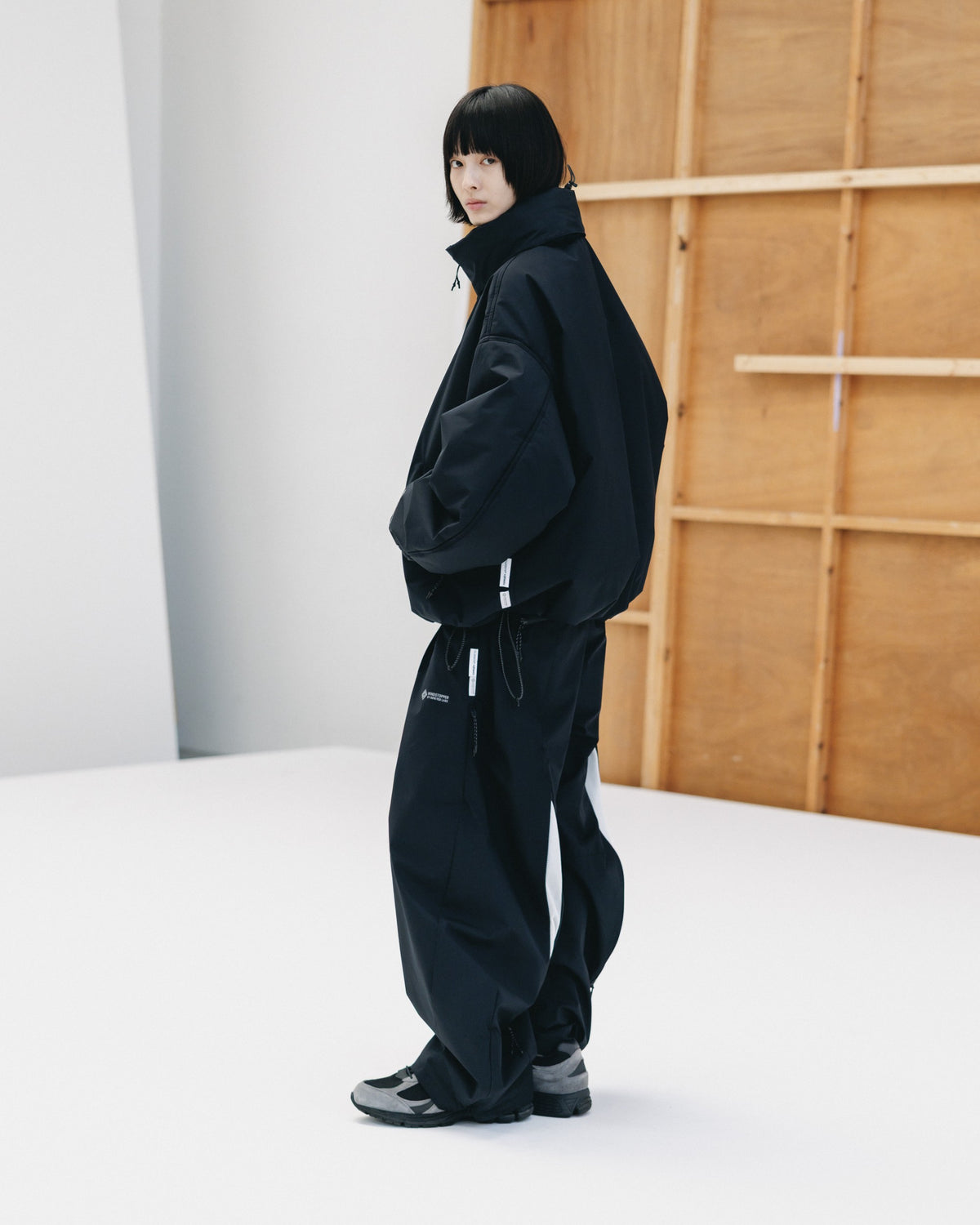【10.28 WED 20:00- IN STOCK】 +phenix WINDSTOPPER® by GORE-TEX LABS CITY UTILITY INSULATED JACKET TYPE 1 (BLACK)