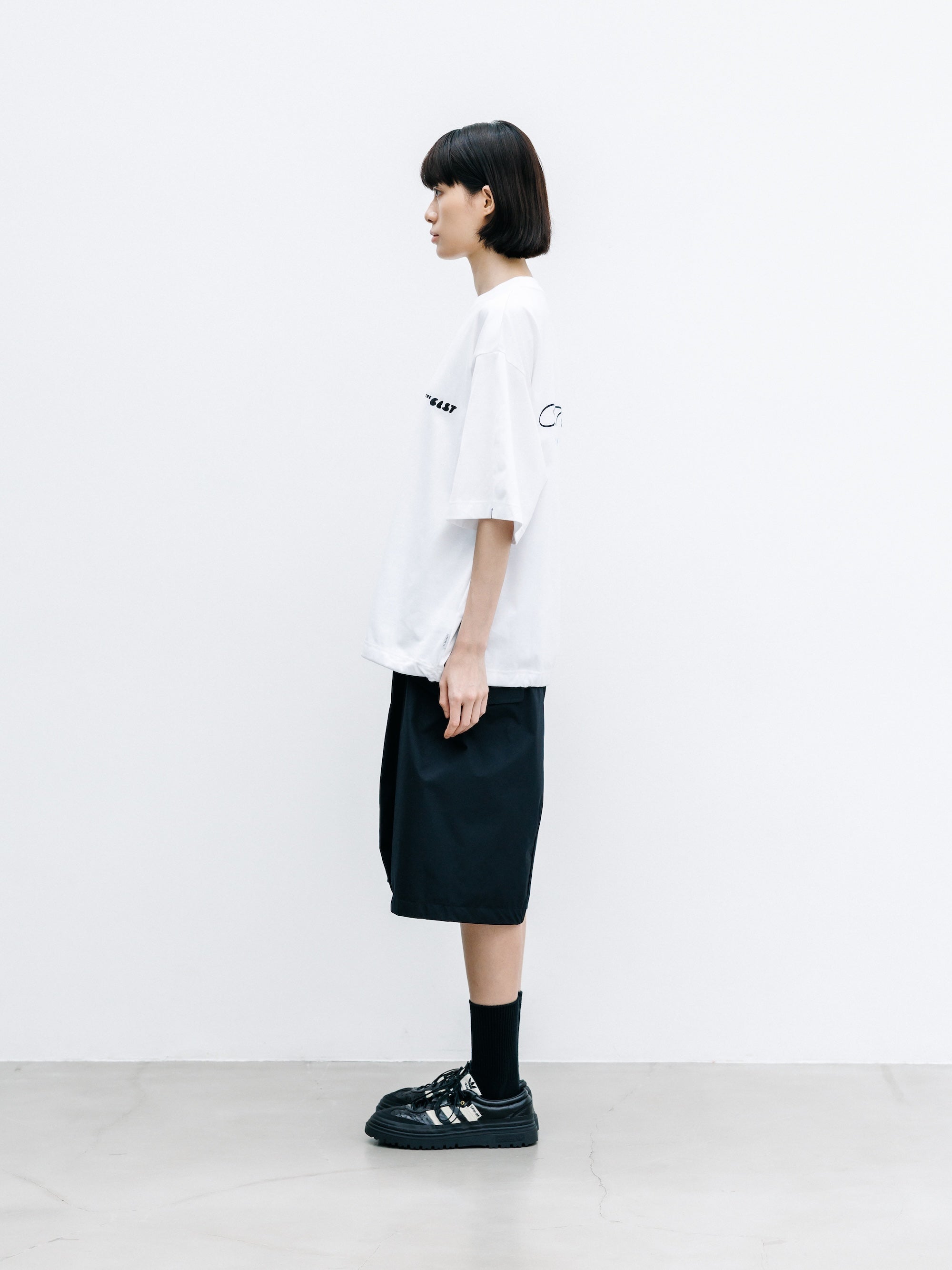 【8.1 SAT 20:00- IN STOCK】"CLST" LOGO PRINT S/S T-SHIRT WITH DRAWSTRINGS (WHITE)