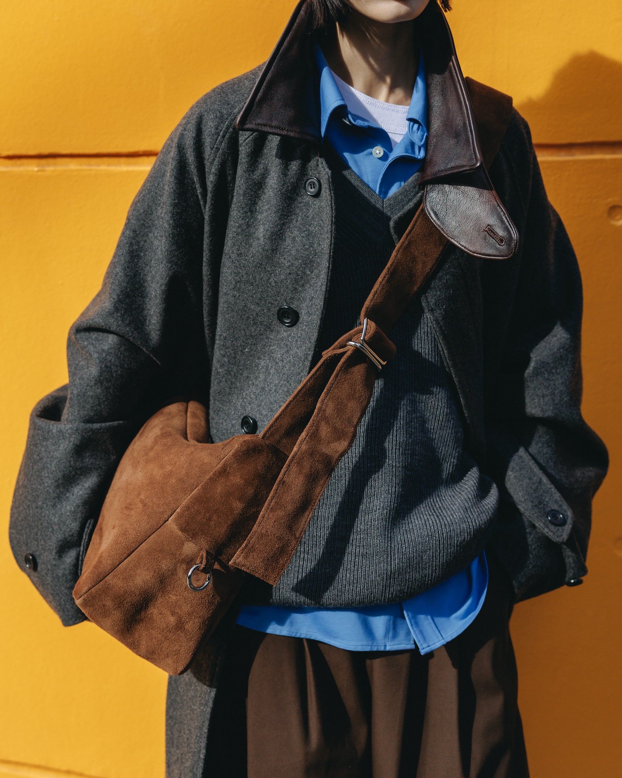 SUEDE HOLIDAY BAG (BROWN)