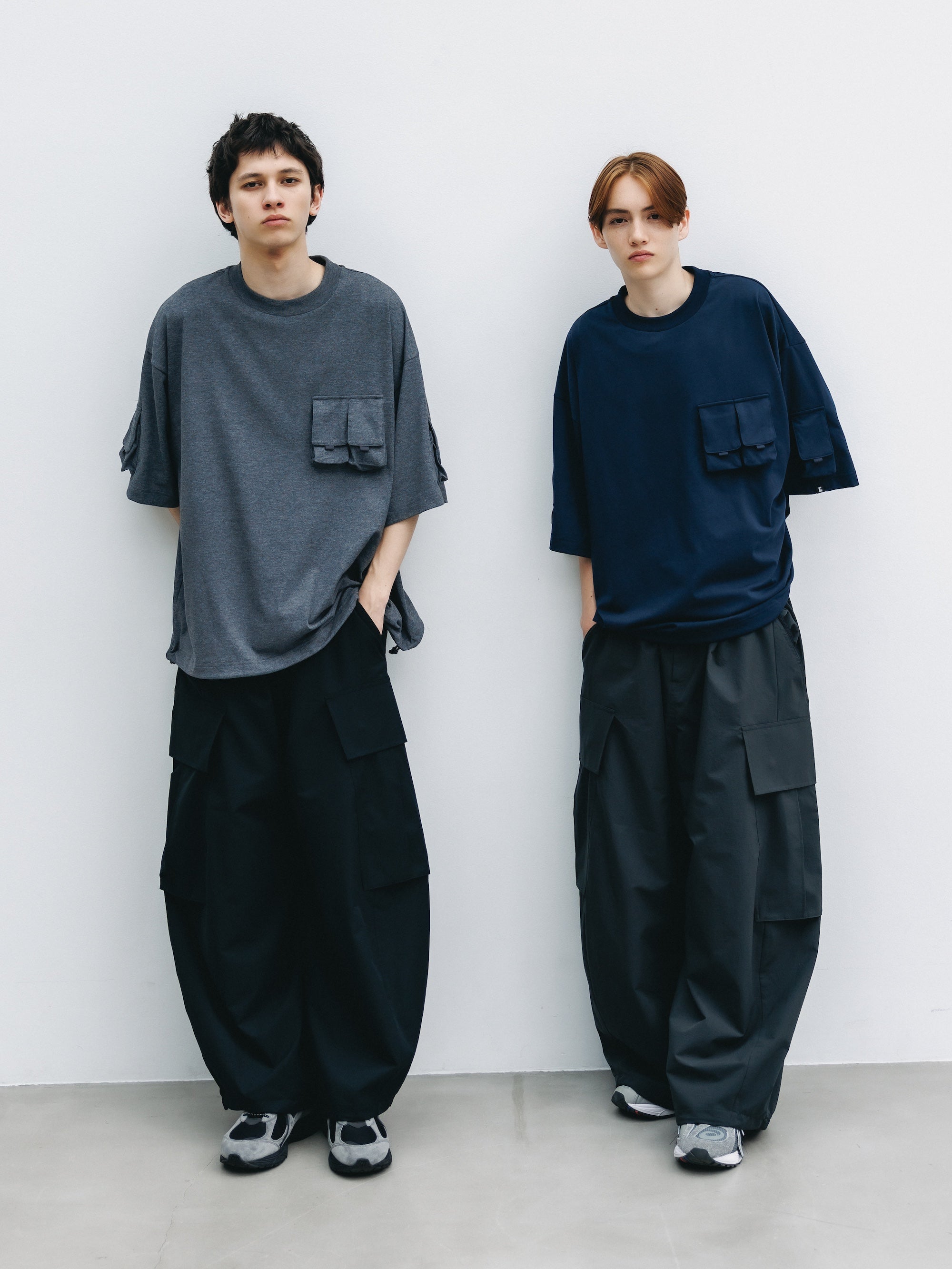 COOL DOTS®︎  MEGA POCKET BALLOON CARGO PANTS (BLACK)