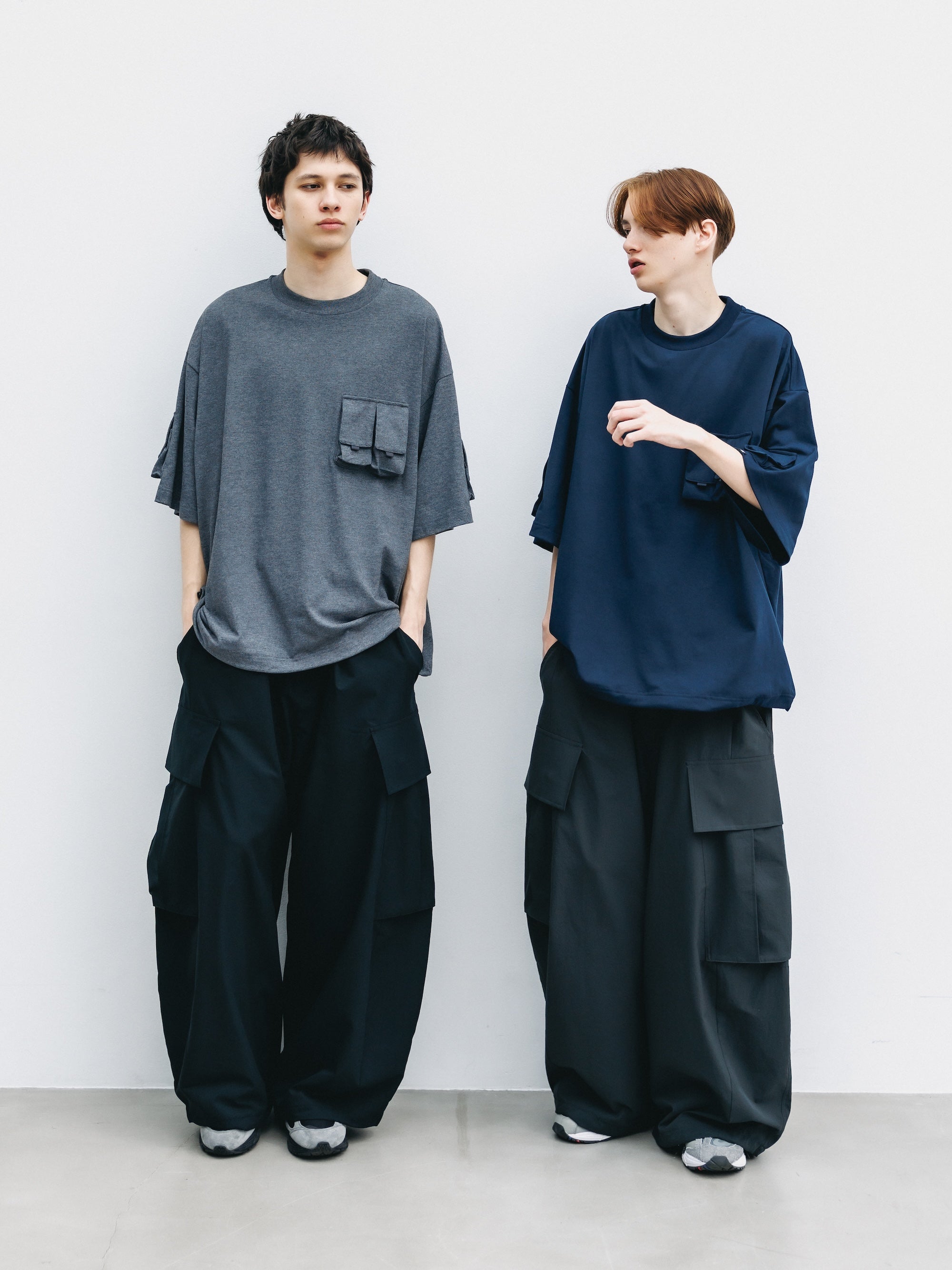 【7.1 WED 20:00- IN STOCK】MULTI POCKET S/S T-SHIRT (NAVY)