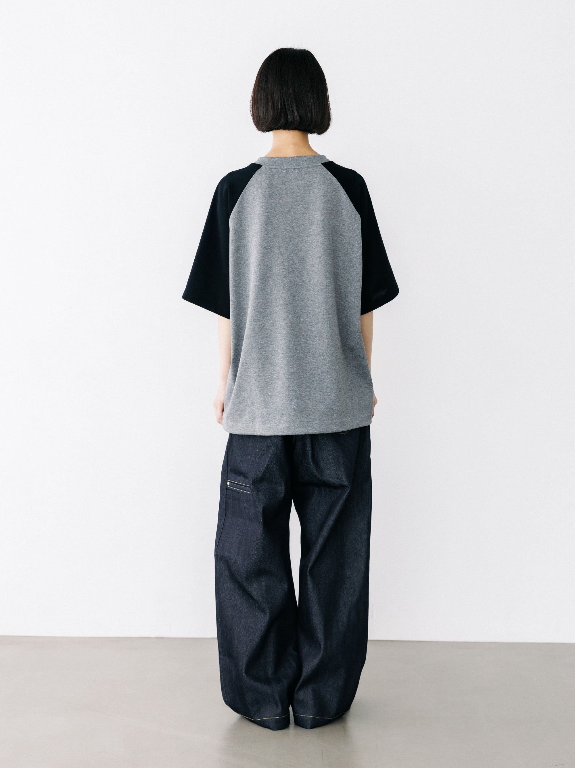 【8.19 WED 20:00- IN STOCK】RAGLAN HENLEY NECK S/S T-SHIRT WITH DRAWSTRINGS (GRAY×BLACK)