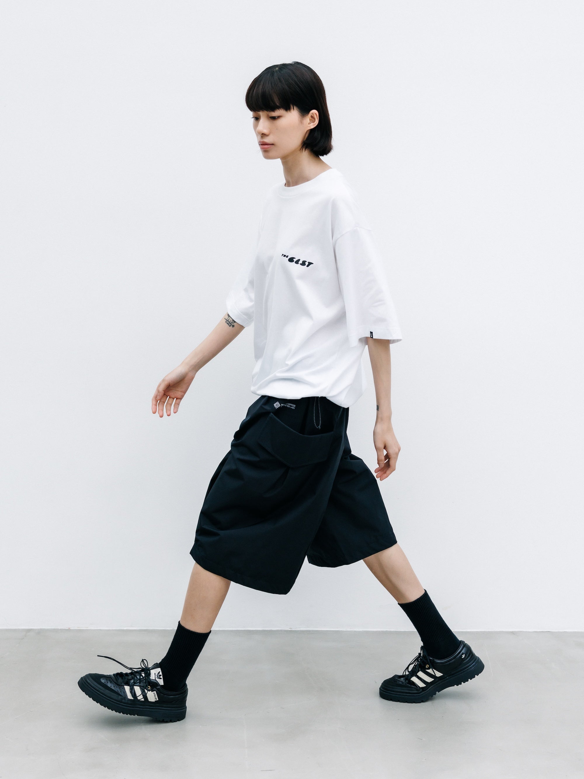 【8.1 SAT 20:00- IN STOCK】"CLST" LOGO PRINT S/S T-SHIRT WITH DRAWSTRINGS (WHITE)