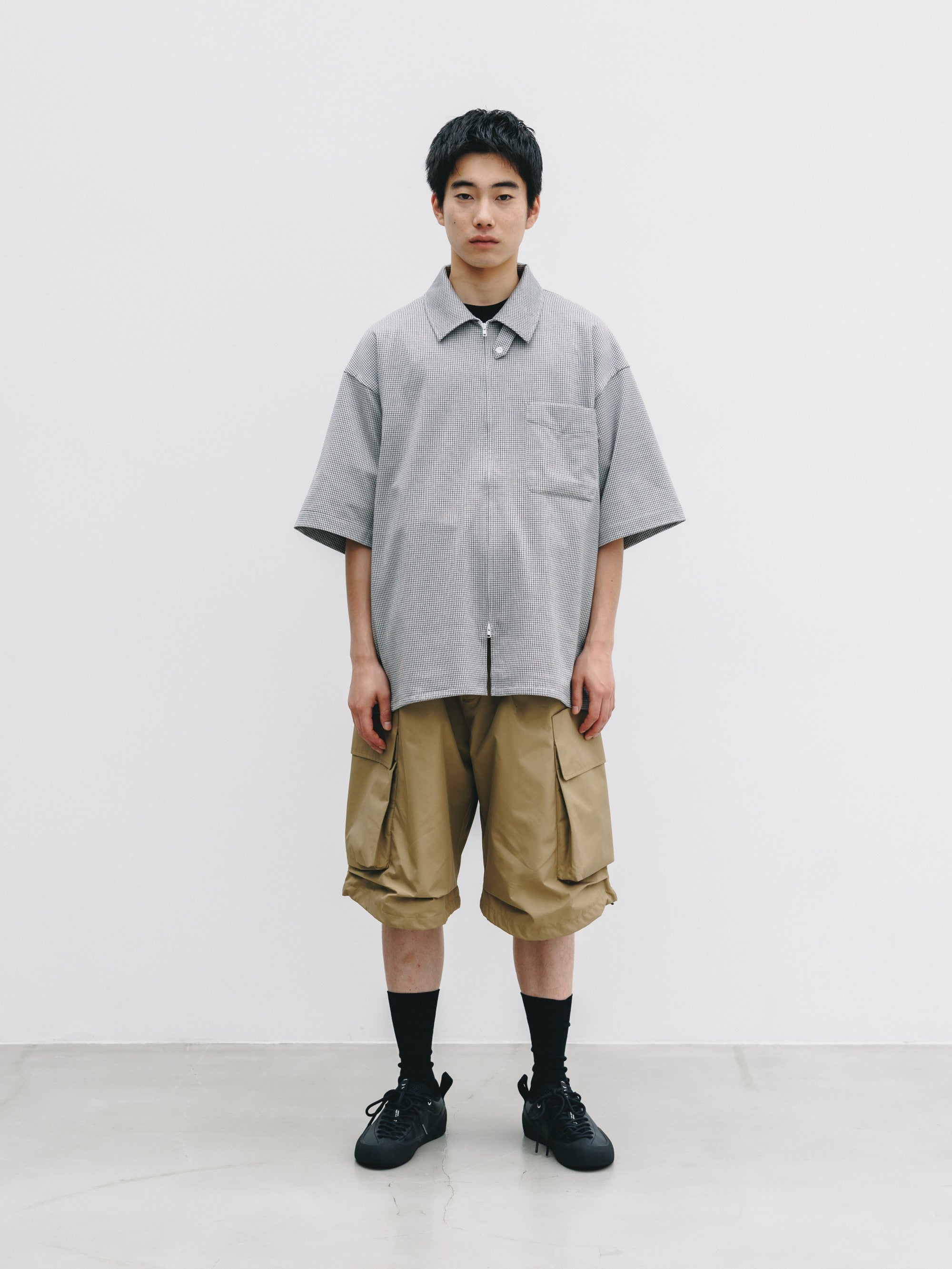 【7.8 WED 20:00- IN STOCK】MINI GRID CHECK 36G KNIT EVERYDAY ZIP UP S/S SHIRT (WHITE×BLACK)