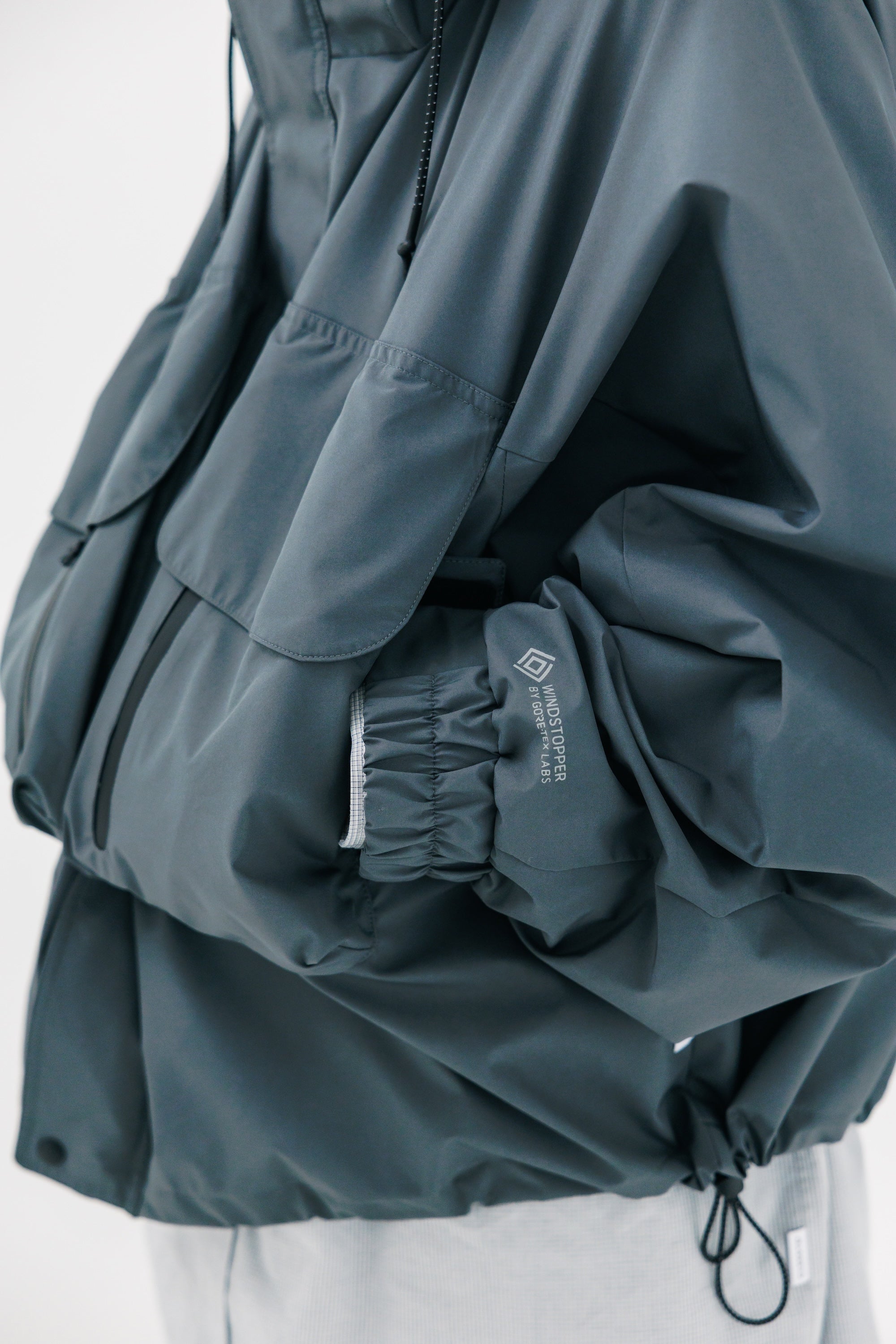 【3.5 WED 20:00- IN STOCK】+phenix WINDSTOPPER® by GORE-TEX LABS CITY WADING JACKET (GRAPHAITE GRAY)