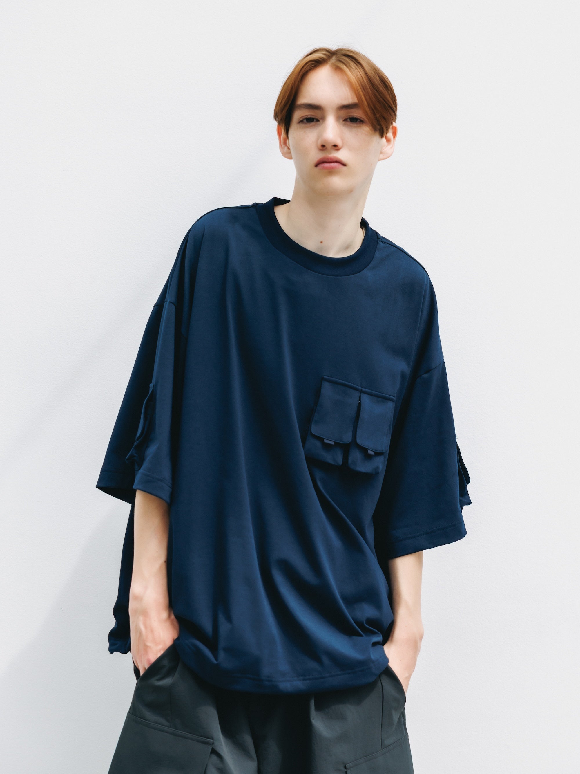 【7.1 WED 20:00- IN STOCK】MULTI POCKET S/S T-SHIRT (NAVY)