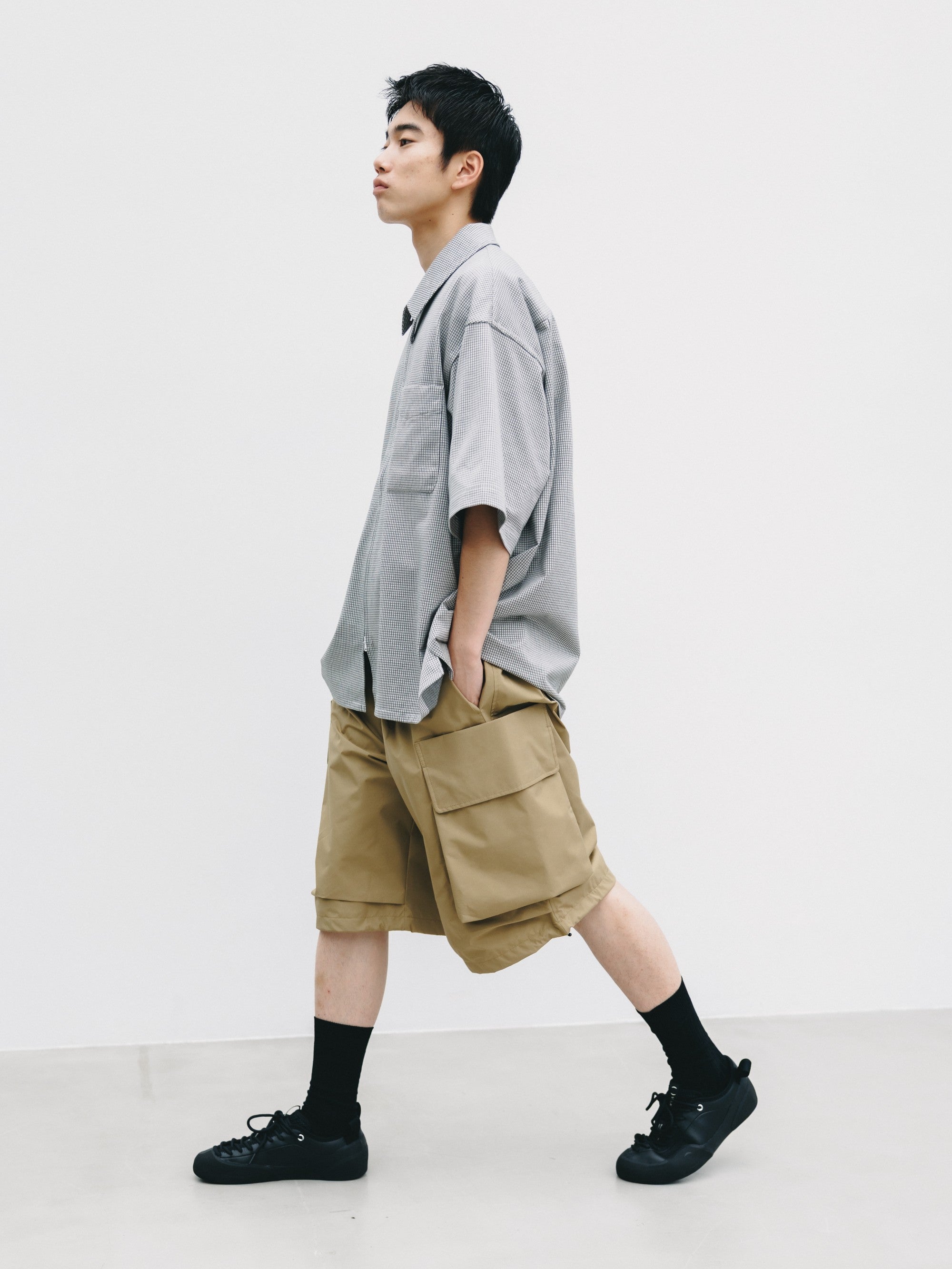 【7.8 WED 20:00- IN STOCK】MINI GRID CHECK 36G KNIT EVERYDAY ZIP UP S/S SHIRT (WHITE×BLACK)