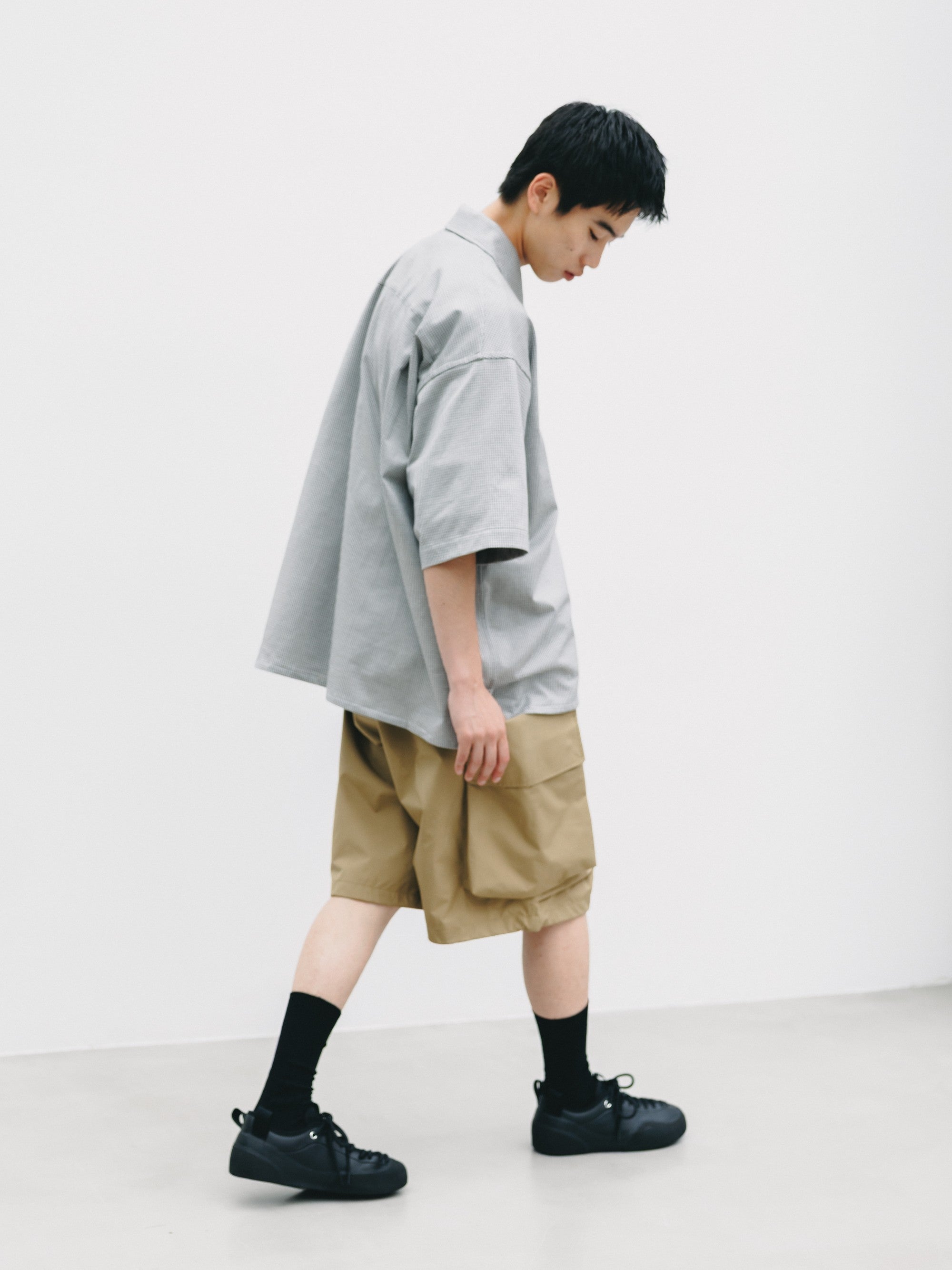 【7.8 WED 20:00- IN STOCK】MINI GRID CHECK 36G KNIT EVERYDAY ZIP UP S/S SHIRT (WHITE×BLACK)