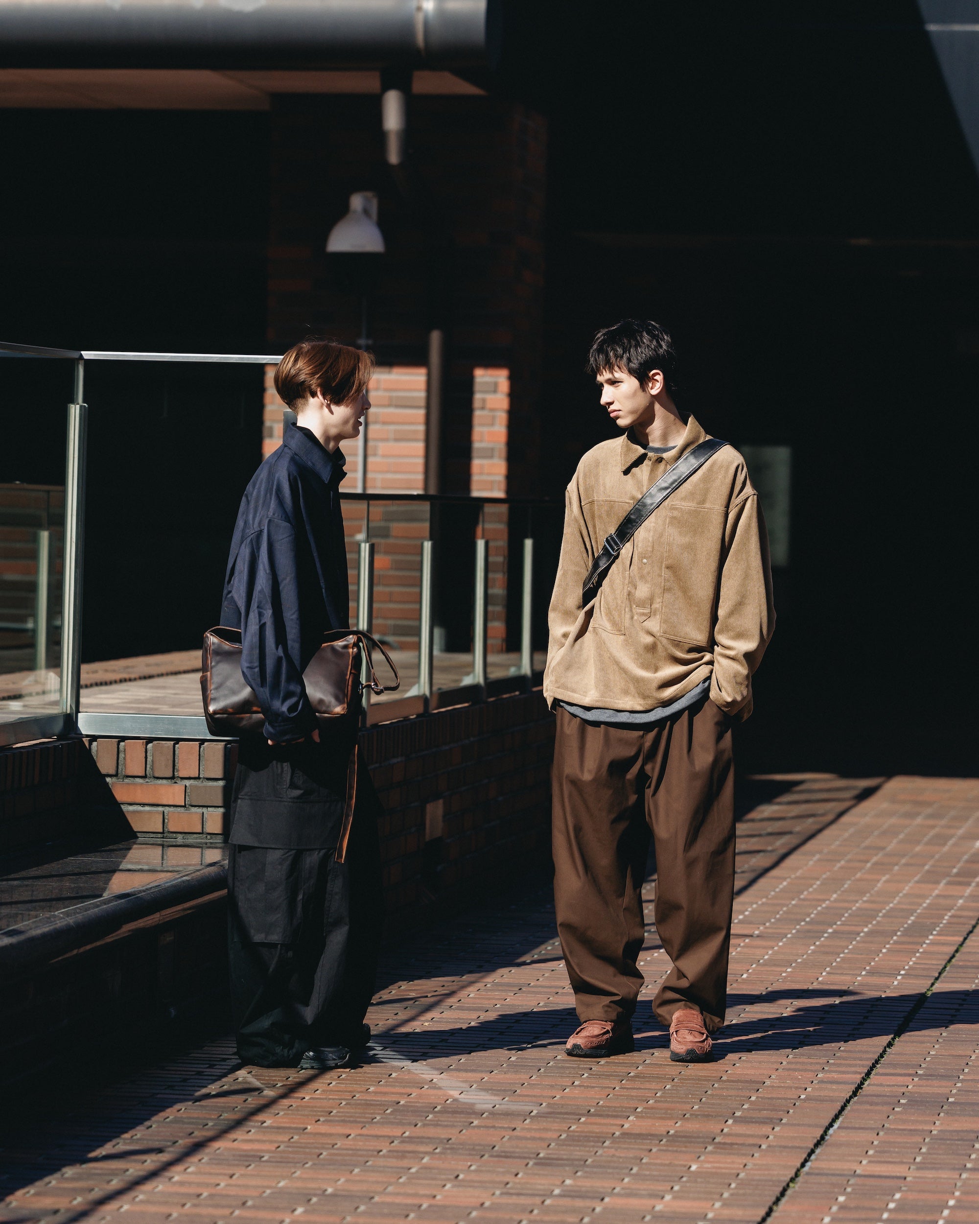 【2.4 WED 20:00- IN STOCK】T/C GABARDINE CITY UNIFORM WIDE TAPERED PANTS(BROWN)