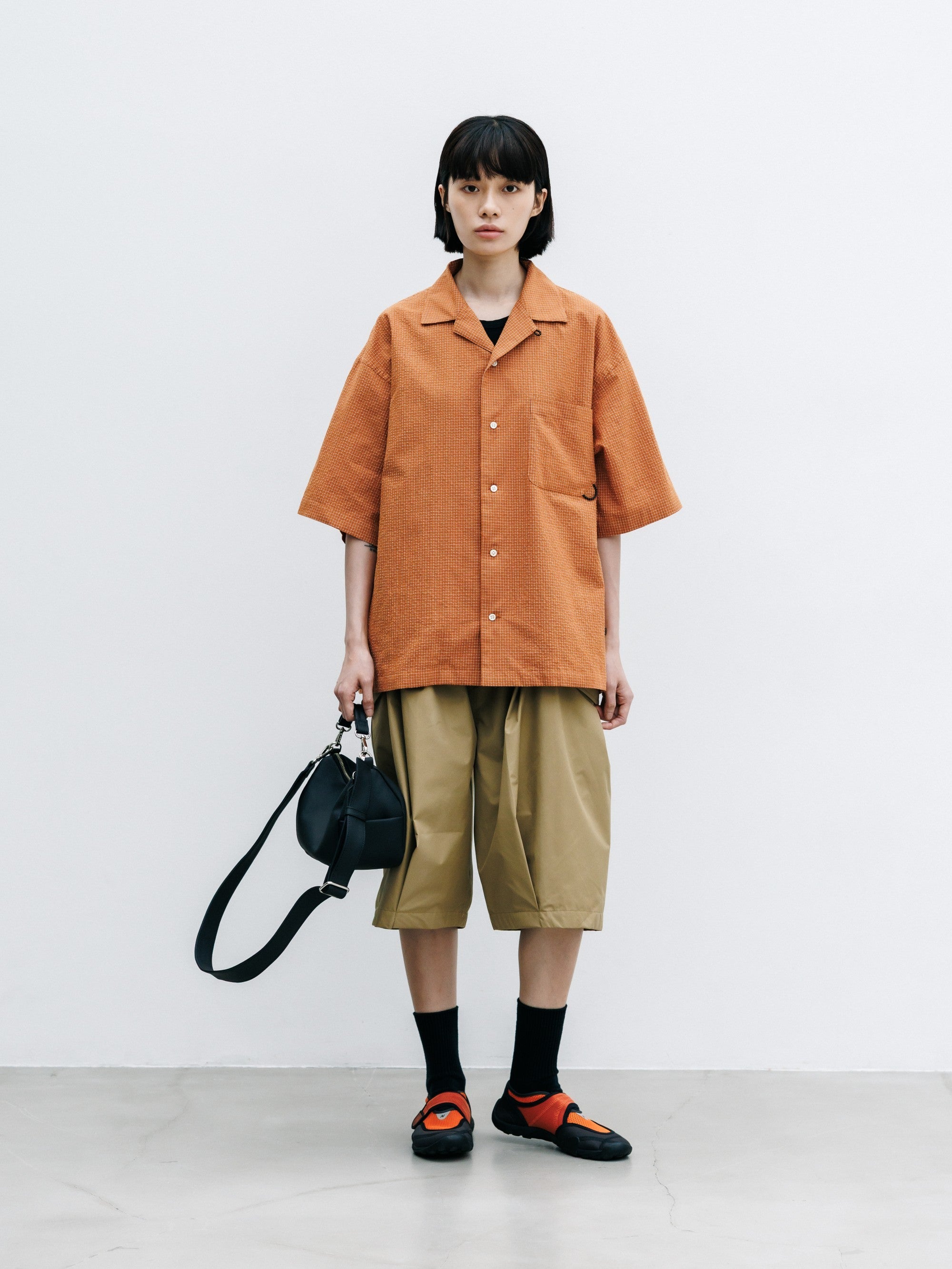 【8.15 SAT 20:00- IN STOCK】GRAIN LEATHER DAYOFF BAG MINI (BLACK)