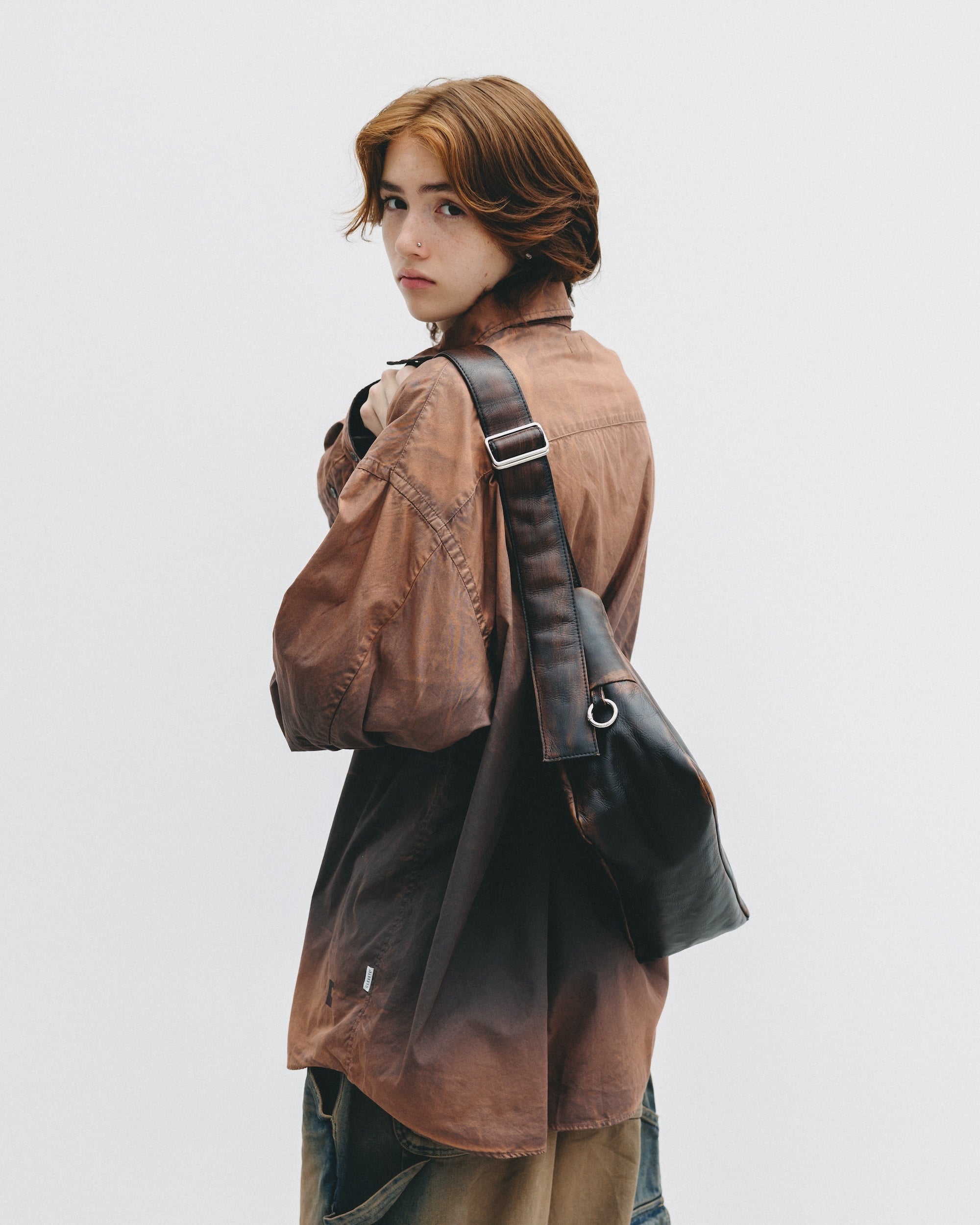 【10.4 SAT 20:00- IN STOCK】VINTAGE LEATHER HOLIDAY BAG (BROWN)