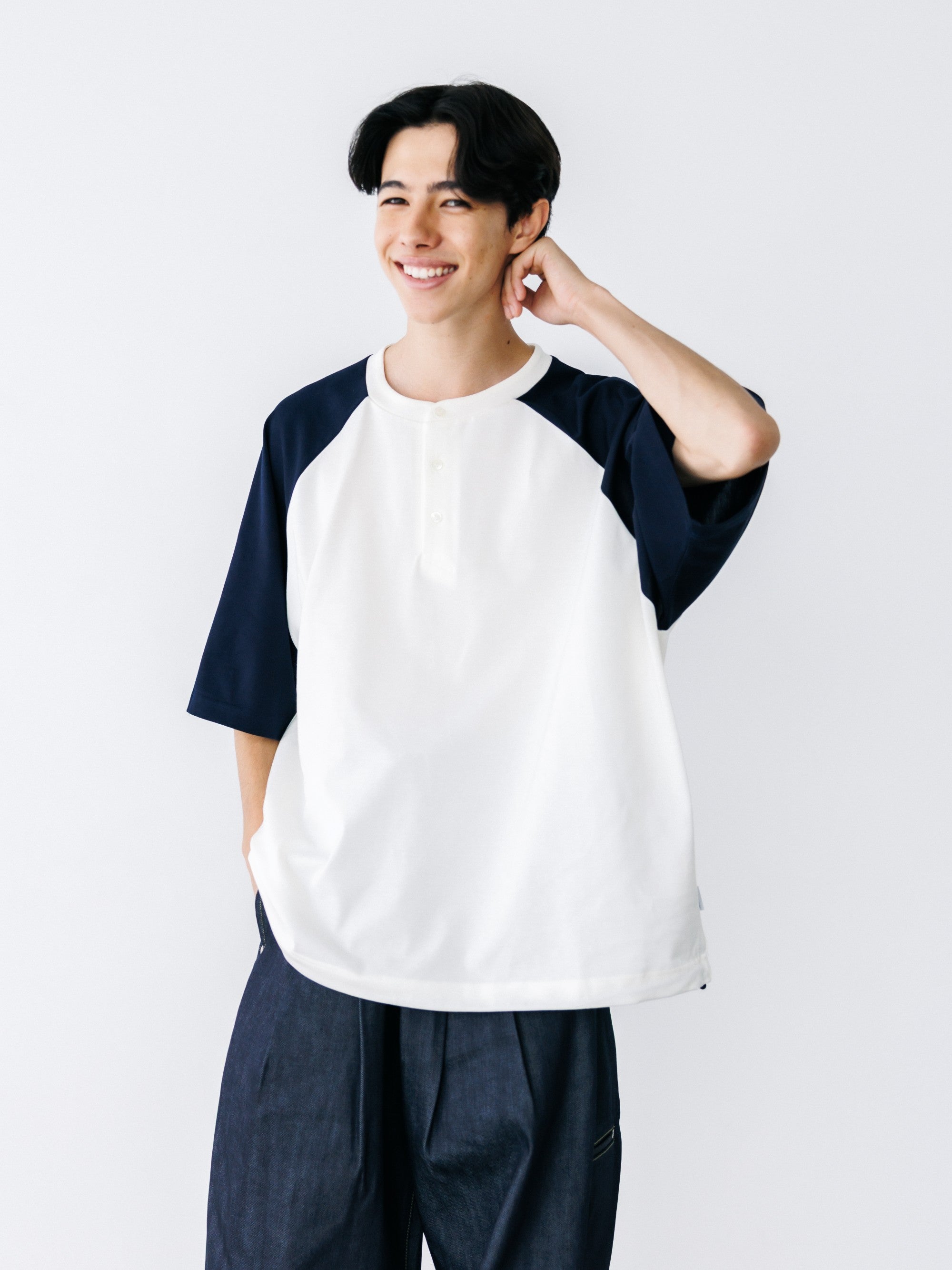 【8.19 WED 20:00- IN STOCK】RAGLAN HENLEY NECK S/S T-SHIRT WITH DRAWSTRINGS (WHITE×NAVY)