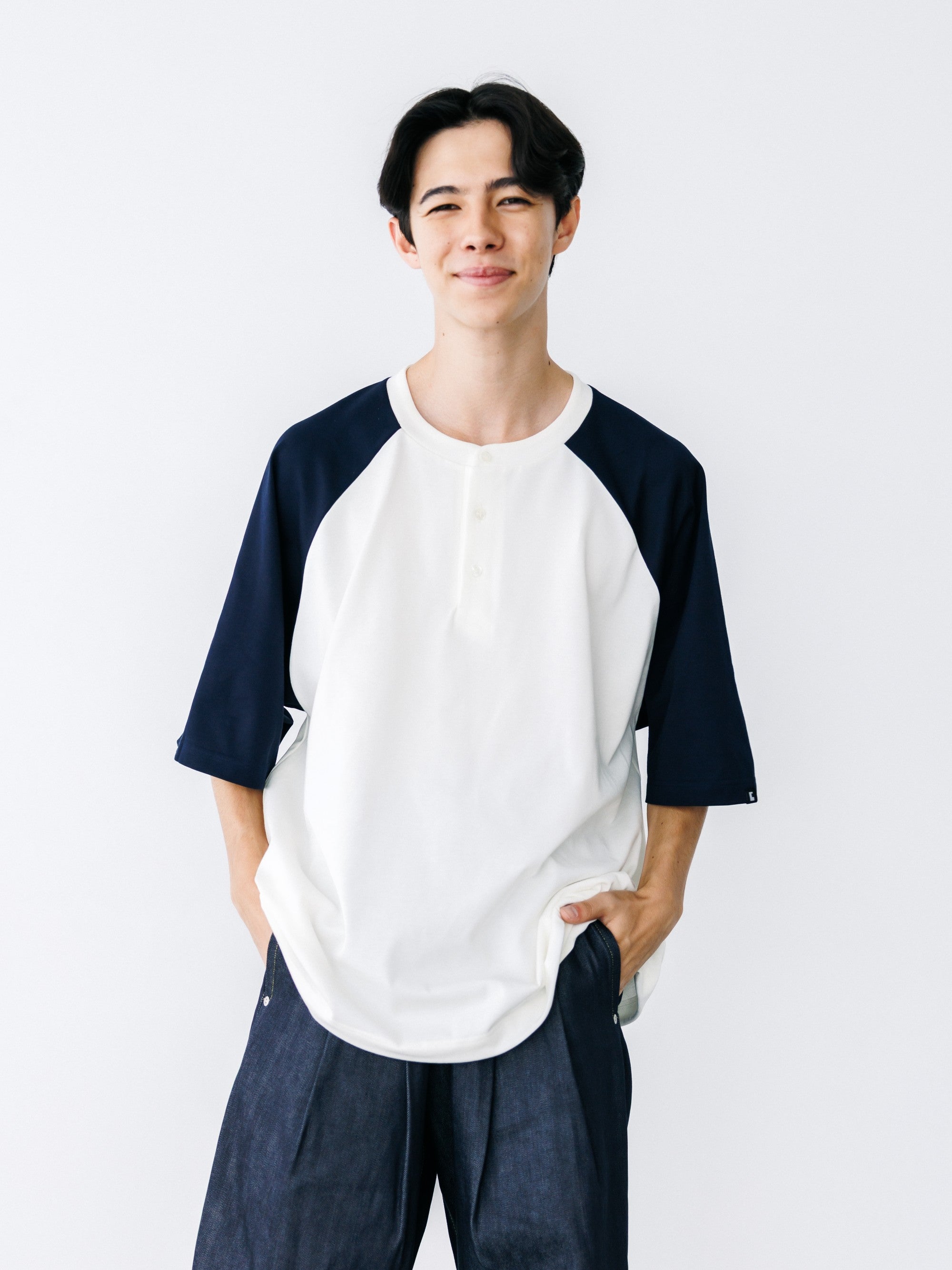 【8.19 WED 20:00- IN STOCK】RAGLAN HENLEY NECK S/S T-SHIRT WITH DRAWSTRINGS (WHITE×NAVY)