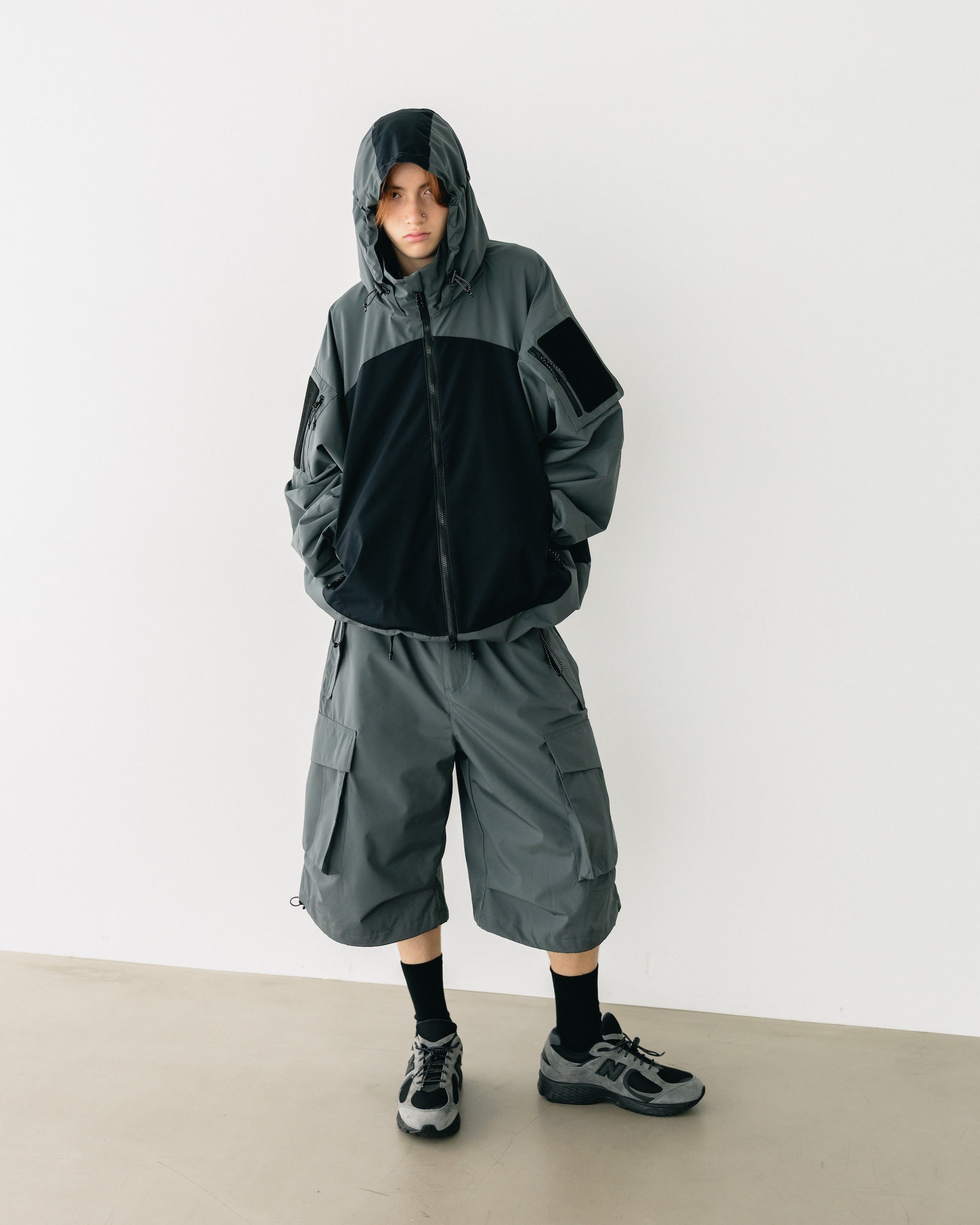【8.2 SAT 20:00- IN STOCK】+phenix WINDSTOPPER® BY GORE-TEX LABS CITY MILITARY HALF PANTS 003 (GRAPHAITE GRAY)
