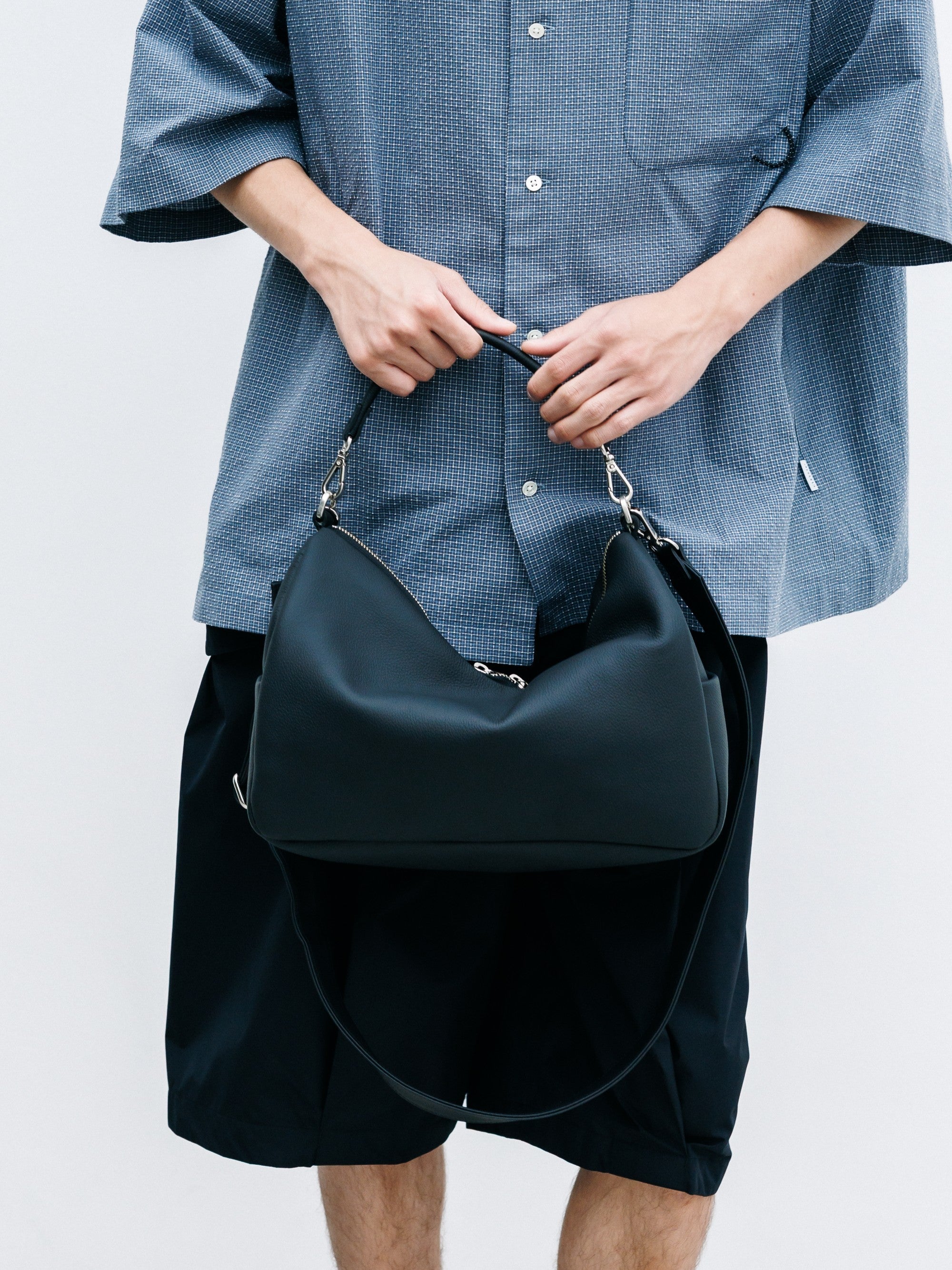 【8.15 SAT 20:00- IN STOCK】GRAIN LEATHER DAYOFF BAG (BLACK)