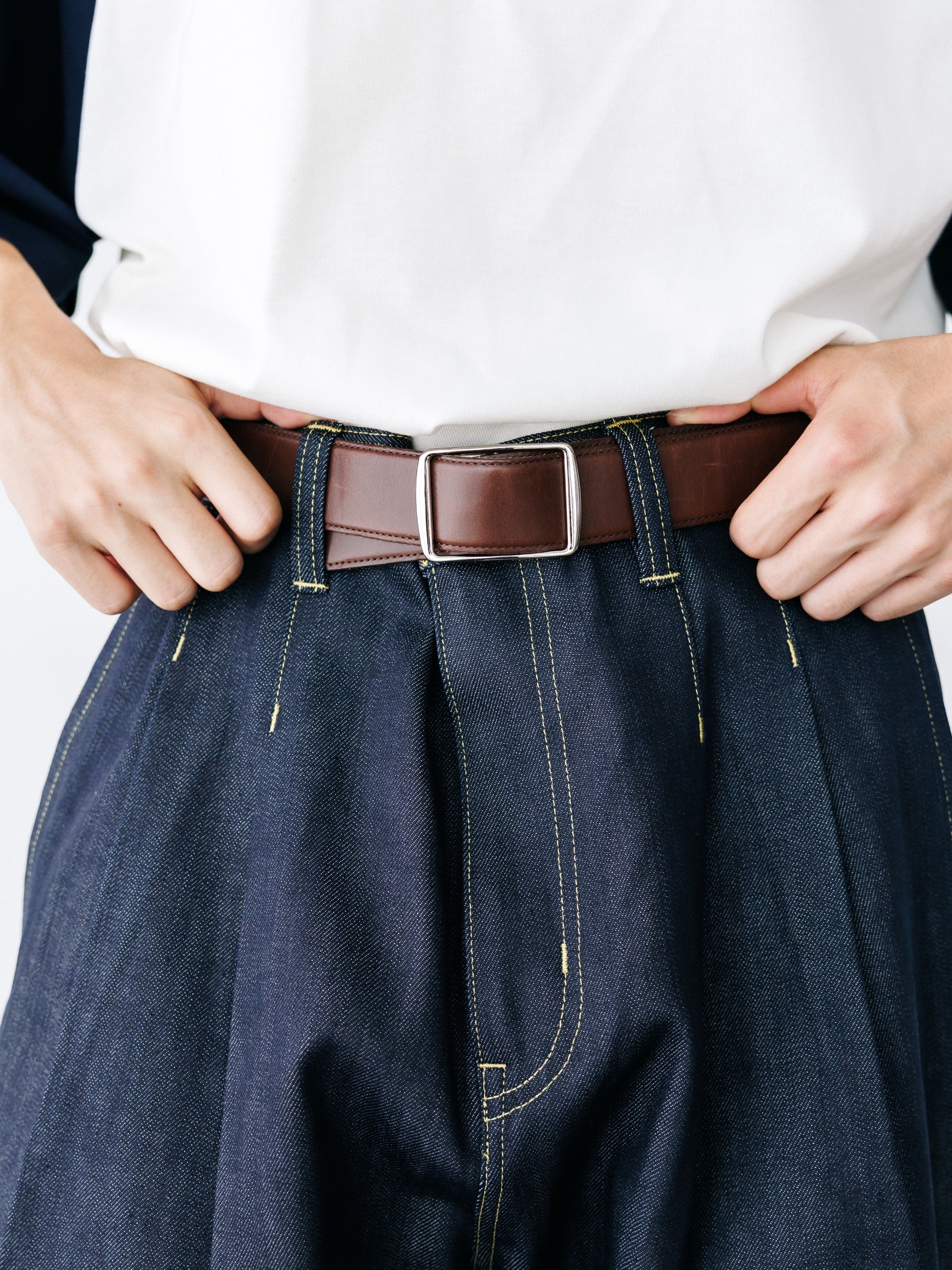 【8.19 WED 20:00- IN STOCK】HOLELESS ESSENTIAL LEATHER BELT (BROWN)