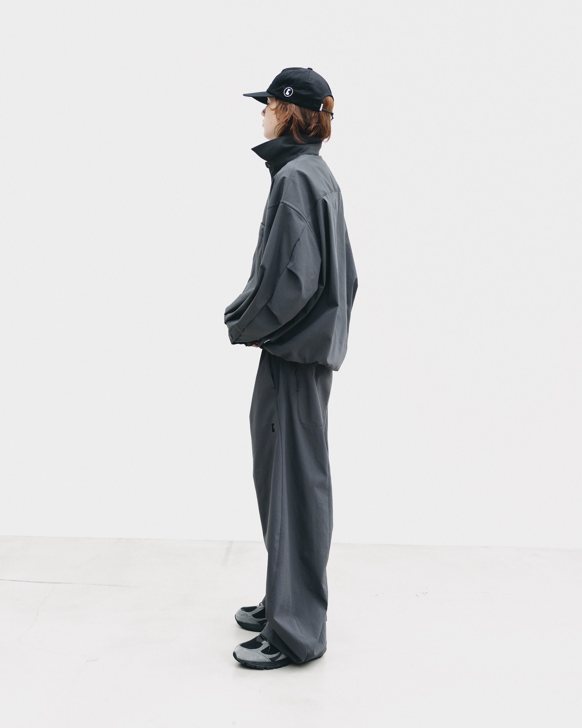 【9.20 SAT 20:00- IN STOCK】CITY UNIFORM BARREL LEG EASY PANTS (GRAY)