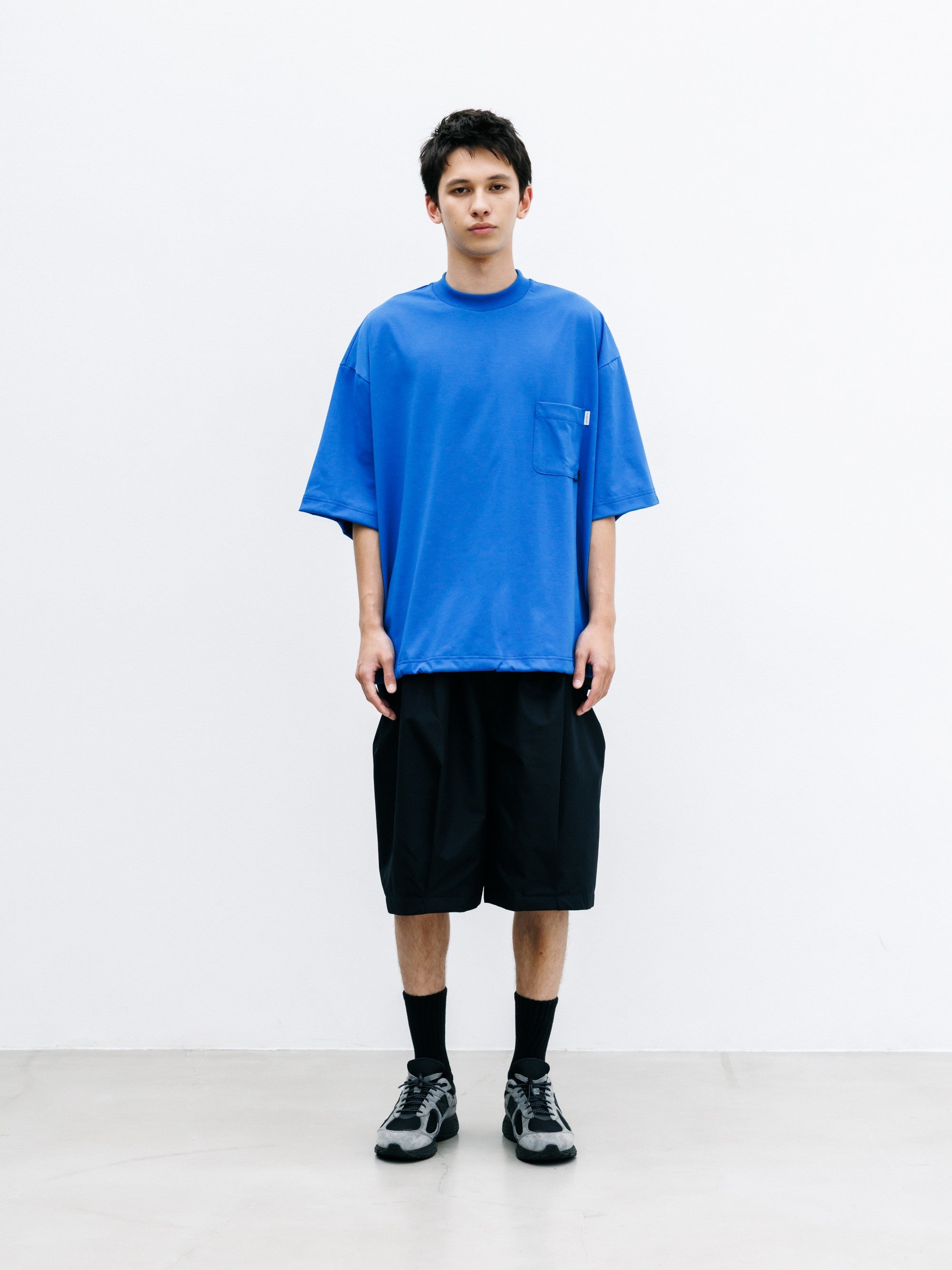 【8.12 WED 20:00- IN STOCK】+phenix WINDSTOPPER® by GORE-TEX LABS CITY FLAP WIDE BALLOON HALF PANTS (BLACK)