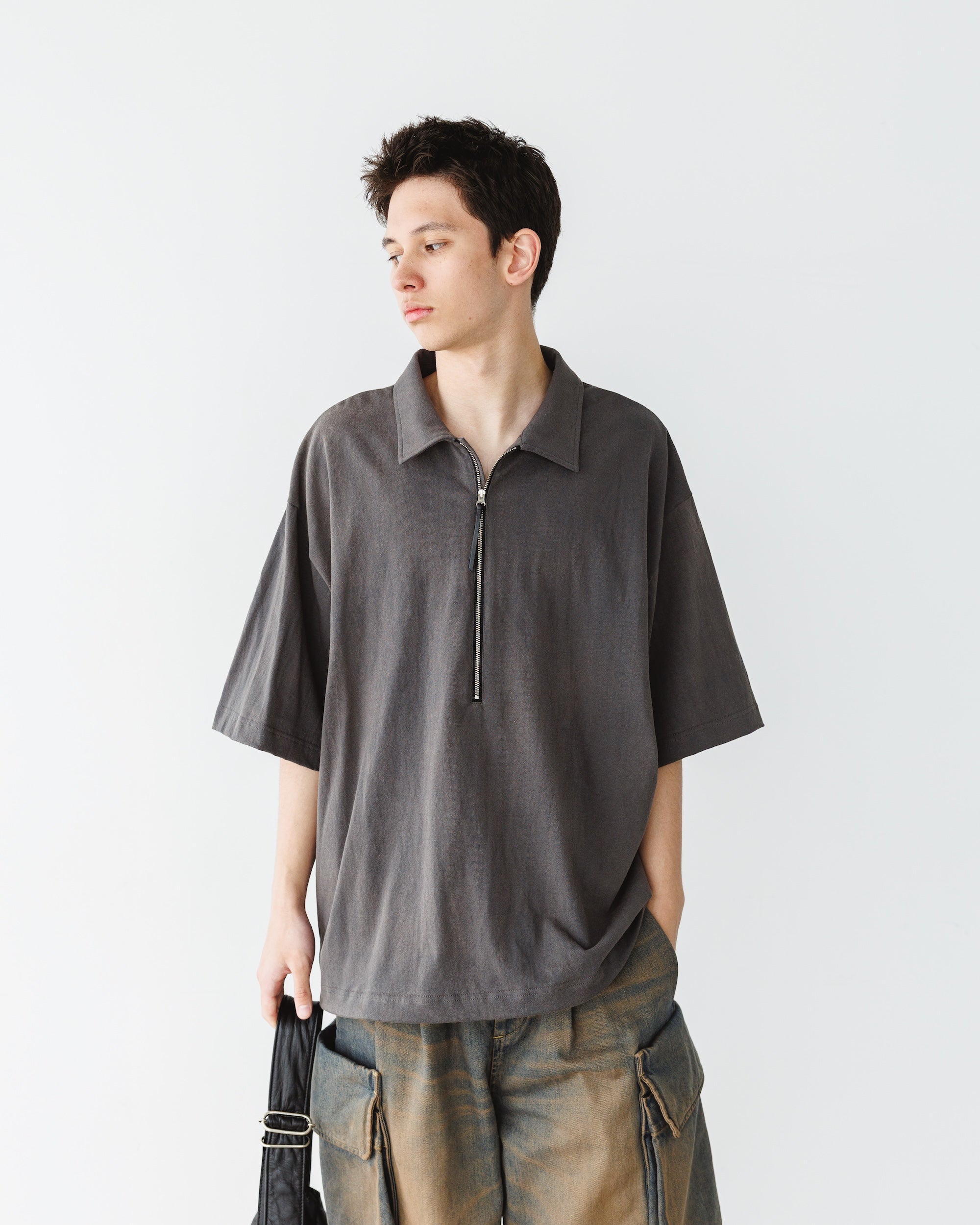 CITY S/S HALF ZIP SHIRT (BLACK)