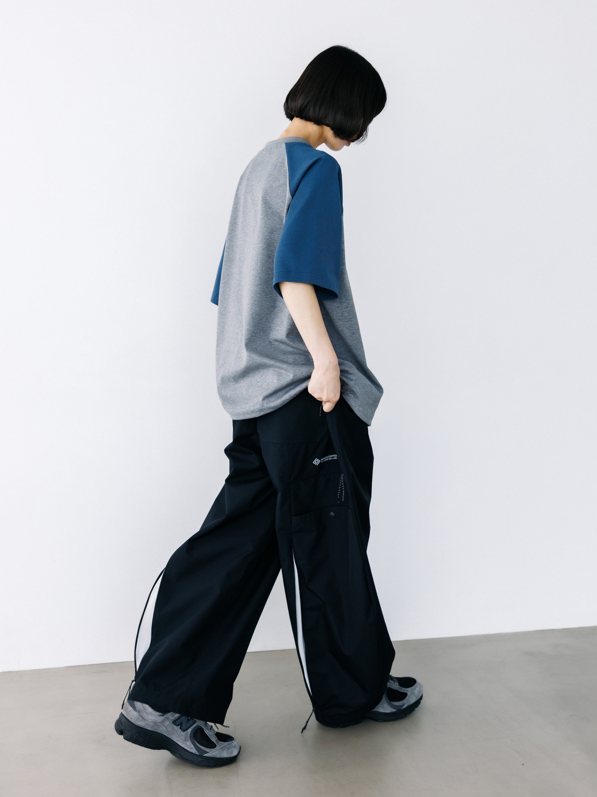 【8.19 WED 20:00- IN STOCK】RAGLAN HENLEY NECK S/S T-SHIRT WITH DRAWSTRINGS (GRAY×BLUE GRAY)