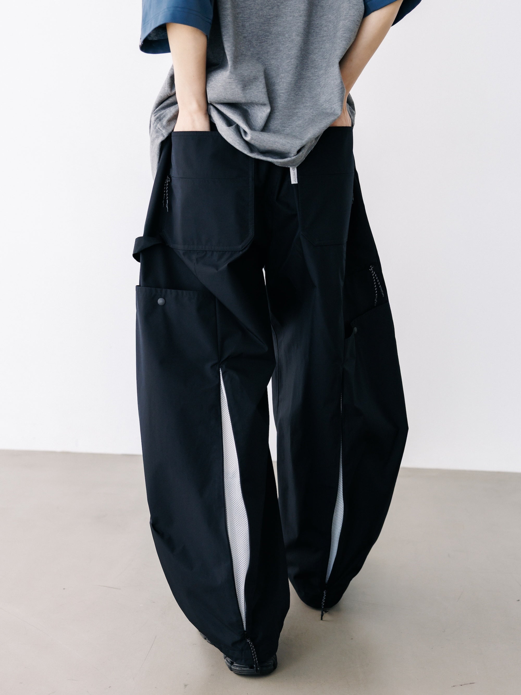 【8.26 WED 20:00- IN STOCK】+phenix WINDSTOPPER® by GORE-TEX LABS CITY MASSIVE UTILITY PANTS (BLACK×WHITE)