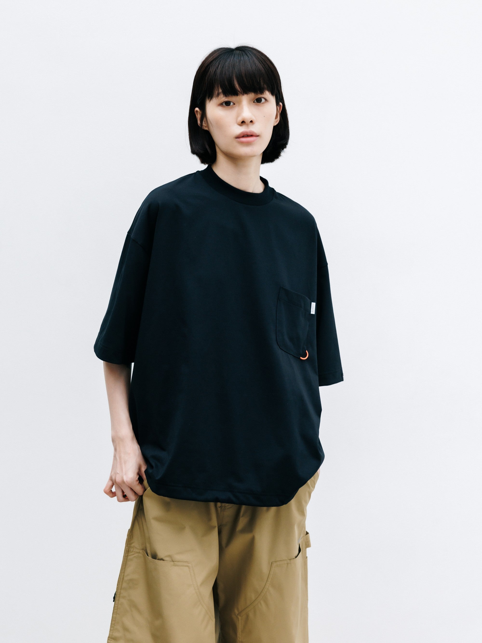 【7.22 WED 20:00- IN STOCK】TECH POCKET S/S T-SHIRT (BLACK)