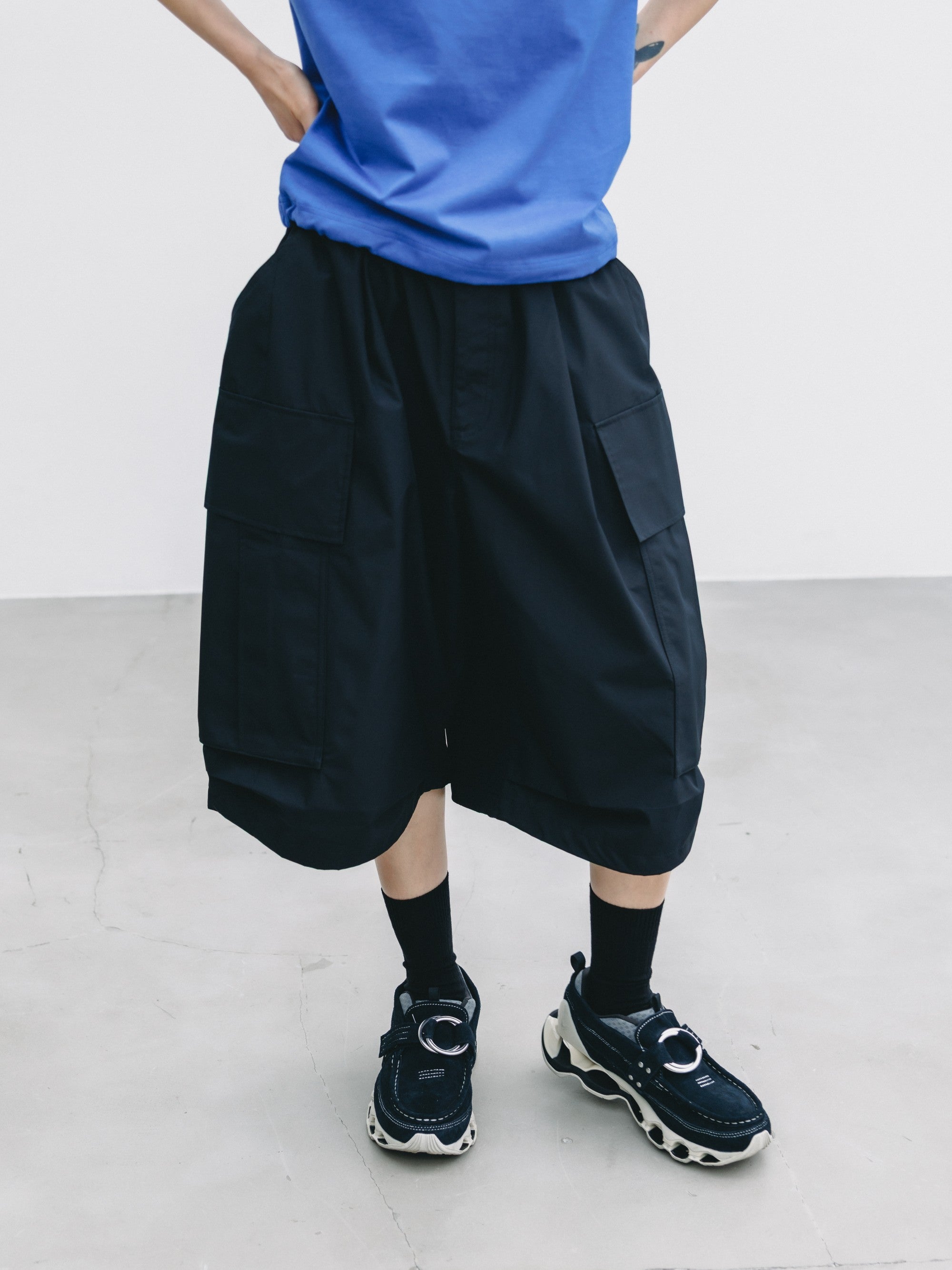 【7.18 SAT 20:00- IN STOCK】+phenix WINDSTOPPER® by GORE-TEX LABS CITY MEGA POCKET BALLOON CARGO HALF PANTS(BLACK)