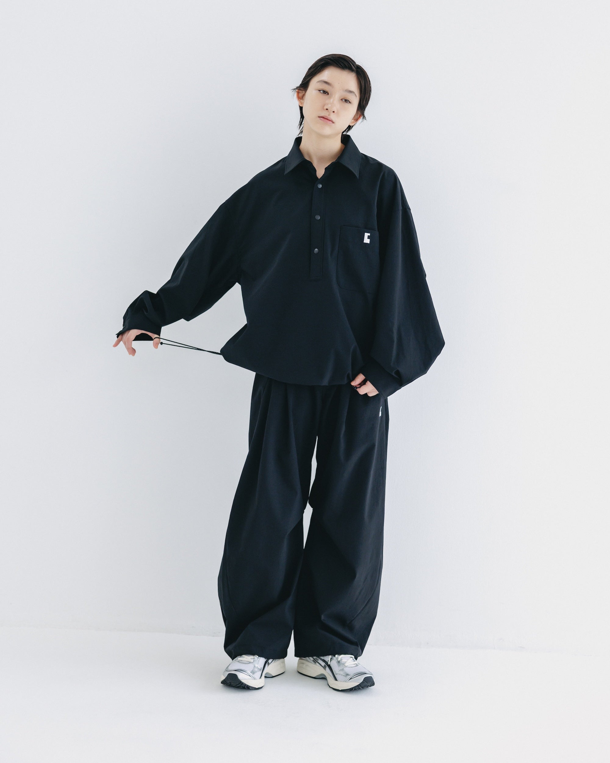【9.20 SAT 20:00- IN STOCK】CITY UNIFORM BARREL LEG EASY PANTS (BLACK)
