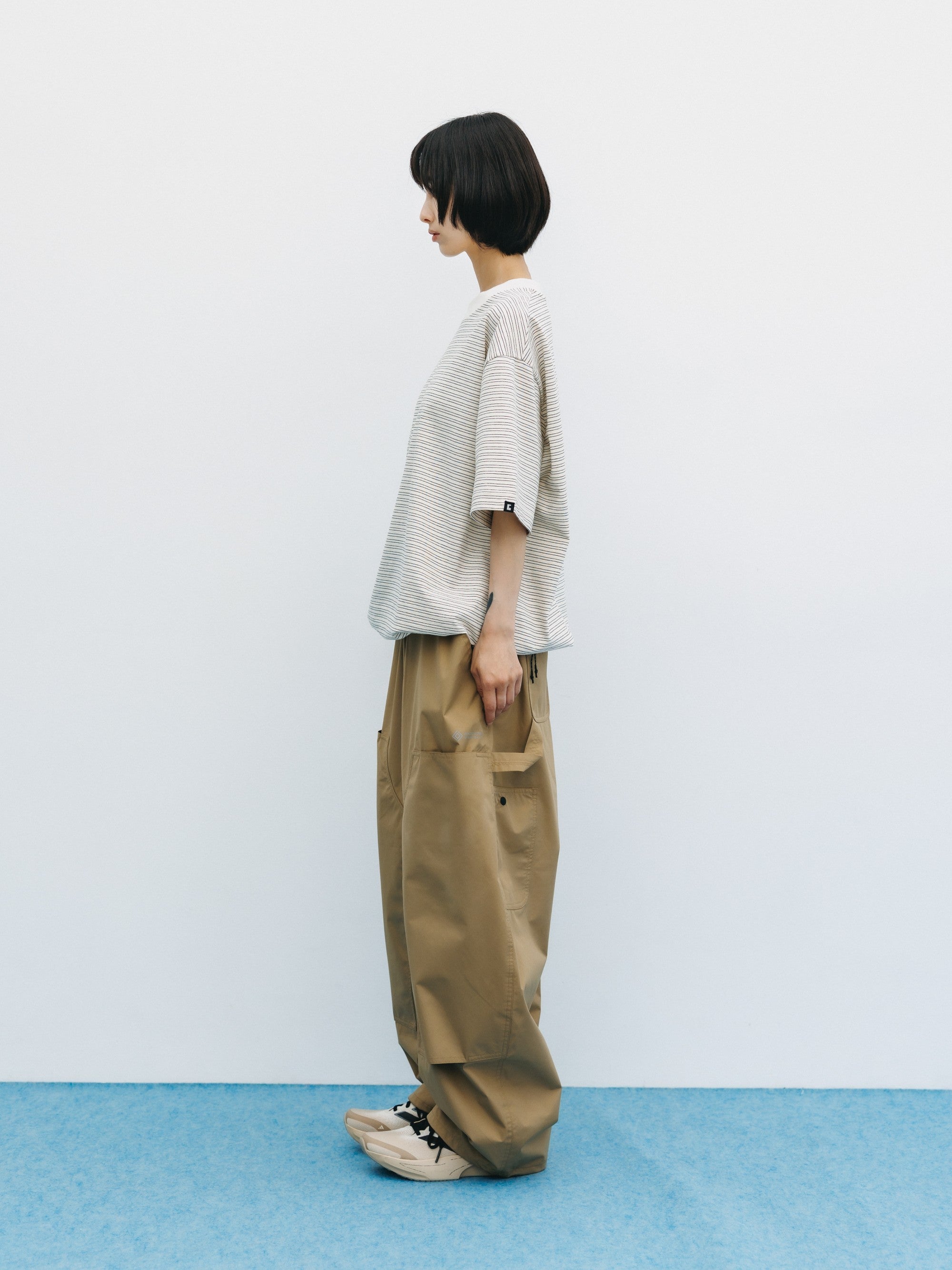 【7.4 SAT 20:00- IN STOCK】MICRO STRIPE S/S T-SHIRT WITH DRAWSTRINGS (IVORY)