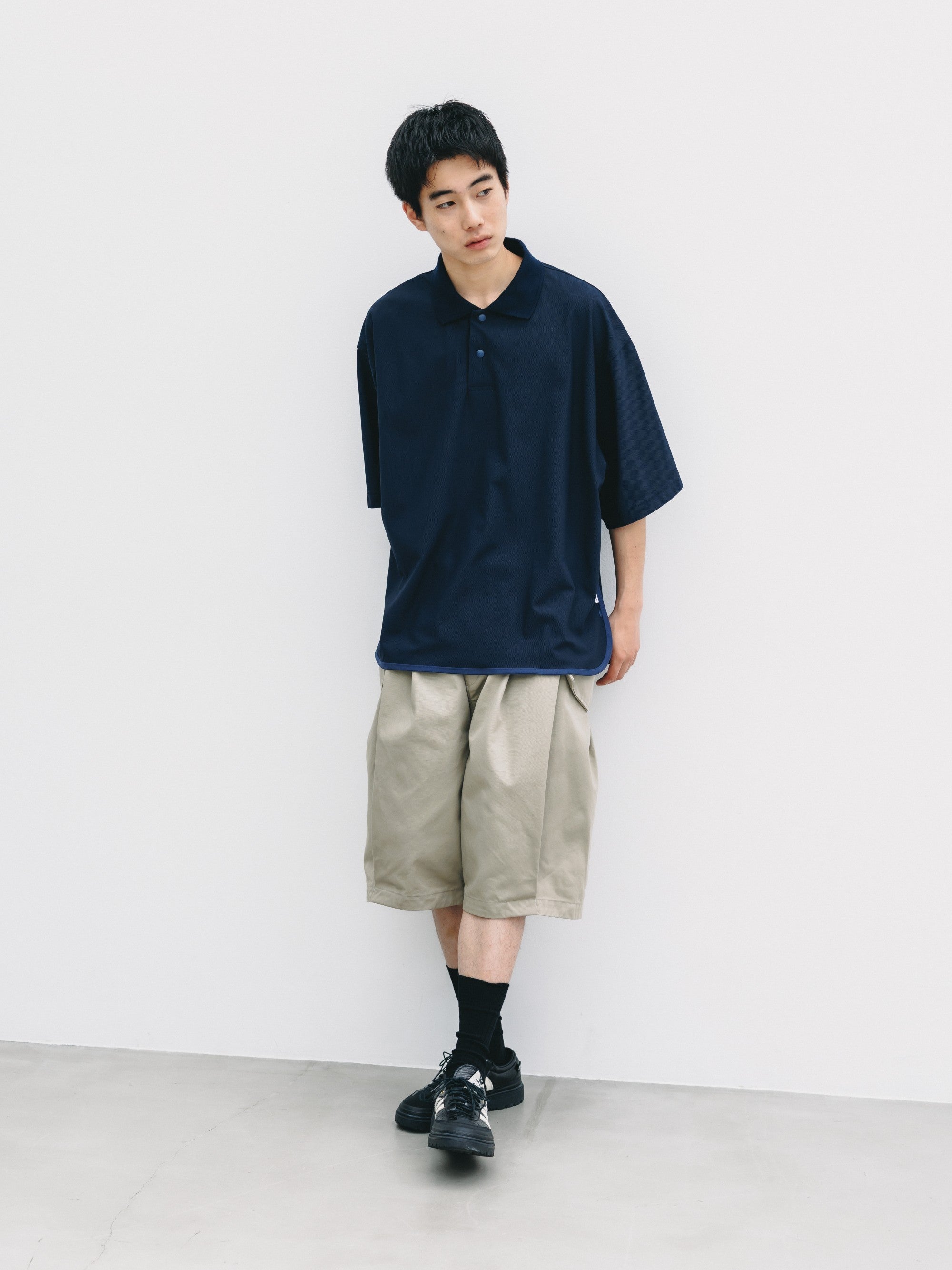 【6.24 WED 20:00- IN STOCK】TECH TEXTURED CITY S/S POLO (NAVY)