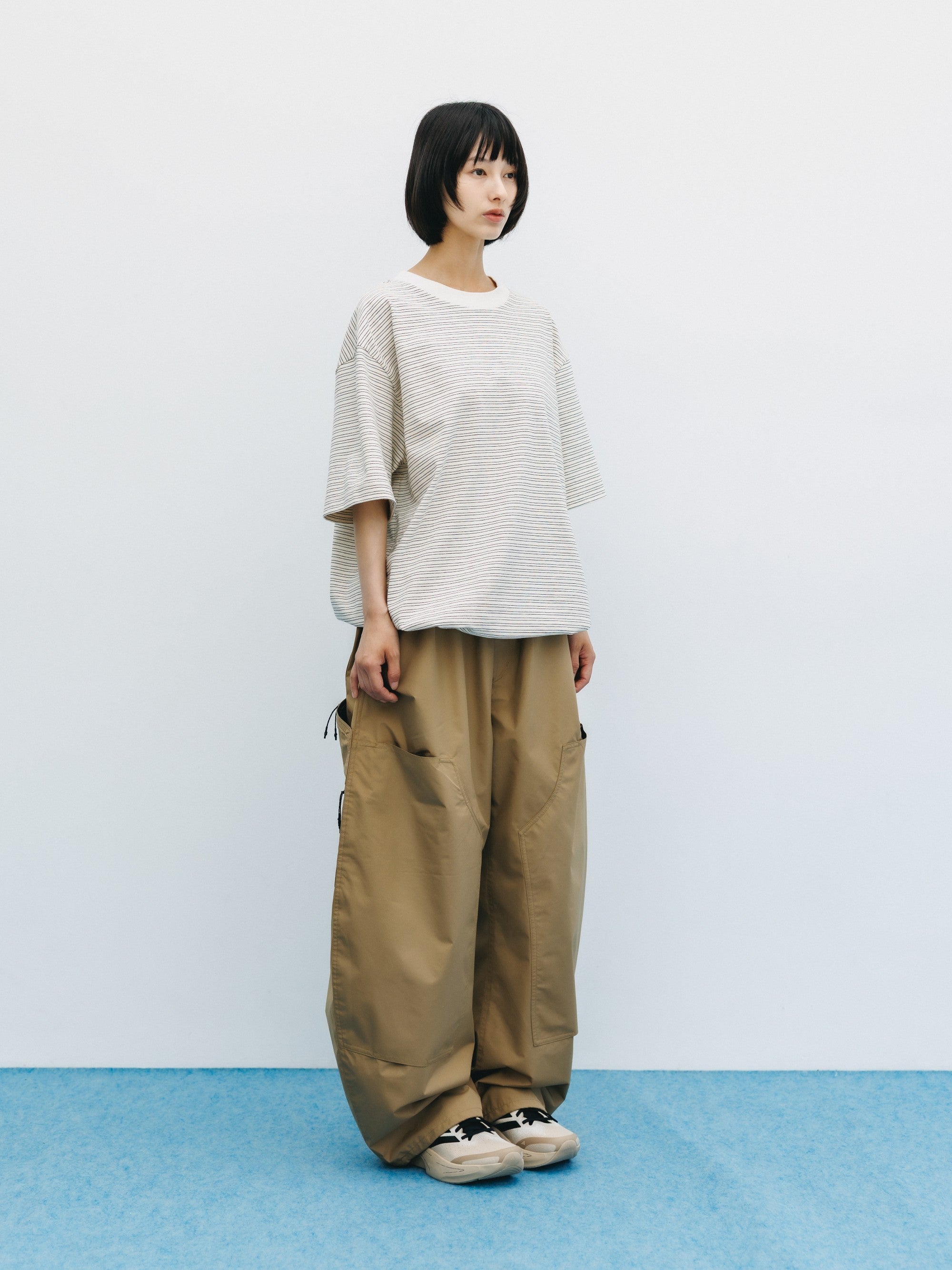 【7.4 SAT 20:00- IN STOCK】MICRO STRIPE S/S T-SHIRT WITH DRAWSTRINGS (IVORY)