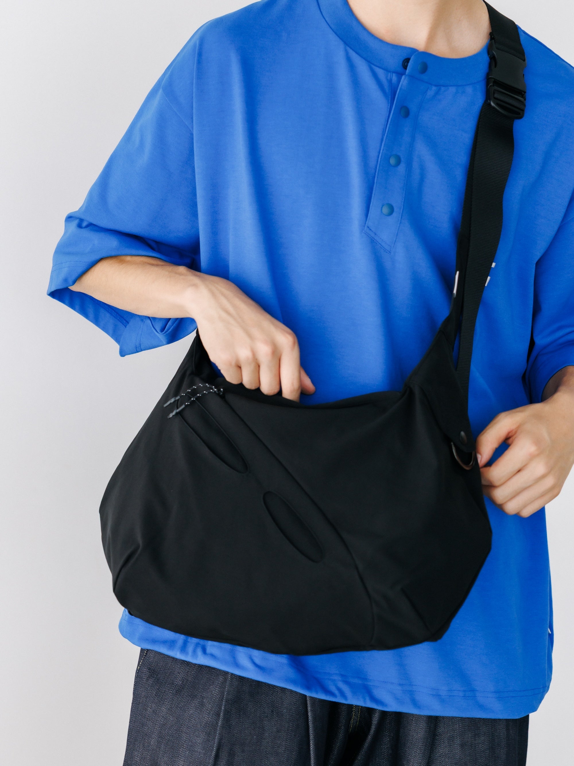 ACTIVE CITY FUTURE BAG (BLACK)