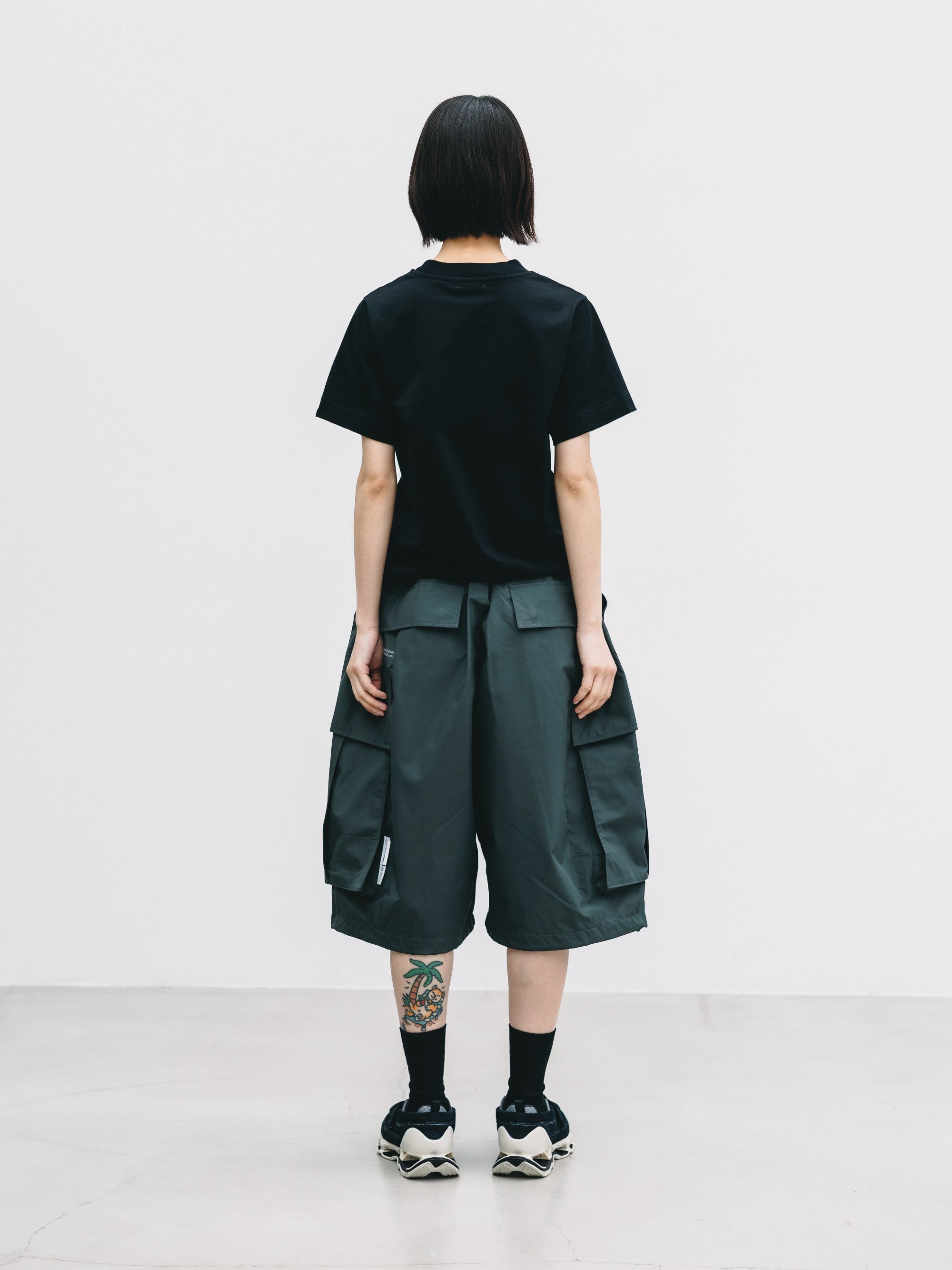 【7.18 SAT 20:00- IN STOCK】+phenix WINDSTOPPER® by GORE-TEX LABS CITY MEGA POCKET BALLOON CARGO HALF PANTS (ASPHALT GRAY)