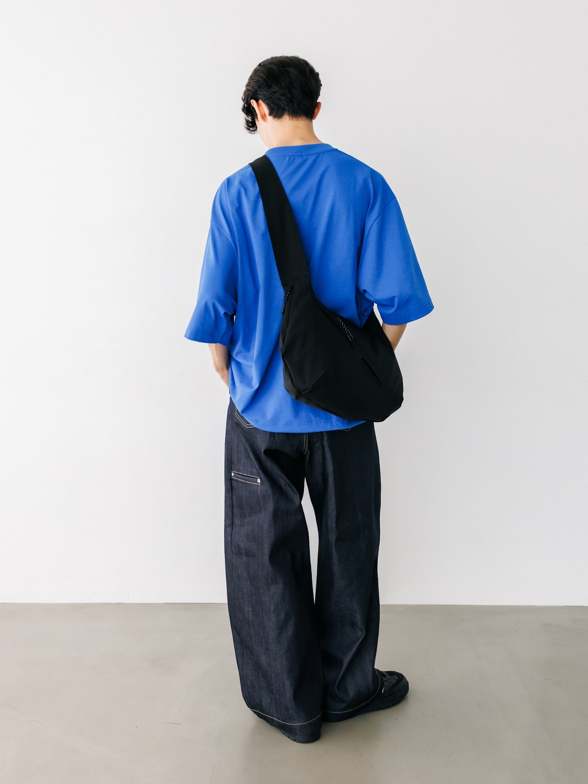 【8.26 WED 20:00- IN STOCK】 SOFT SHELL FUTURE BAG (BLACK)
