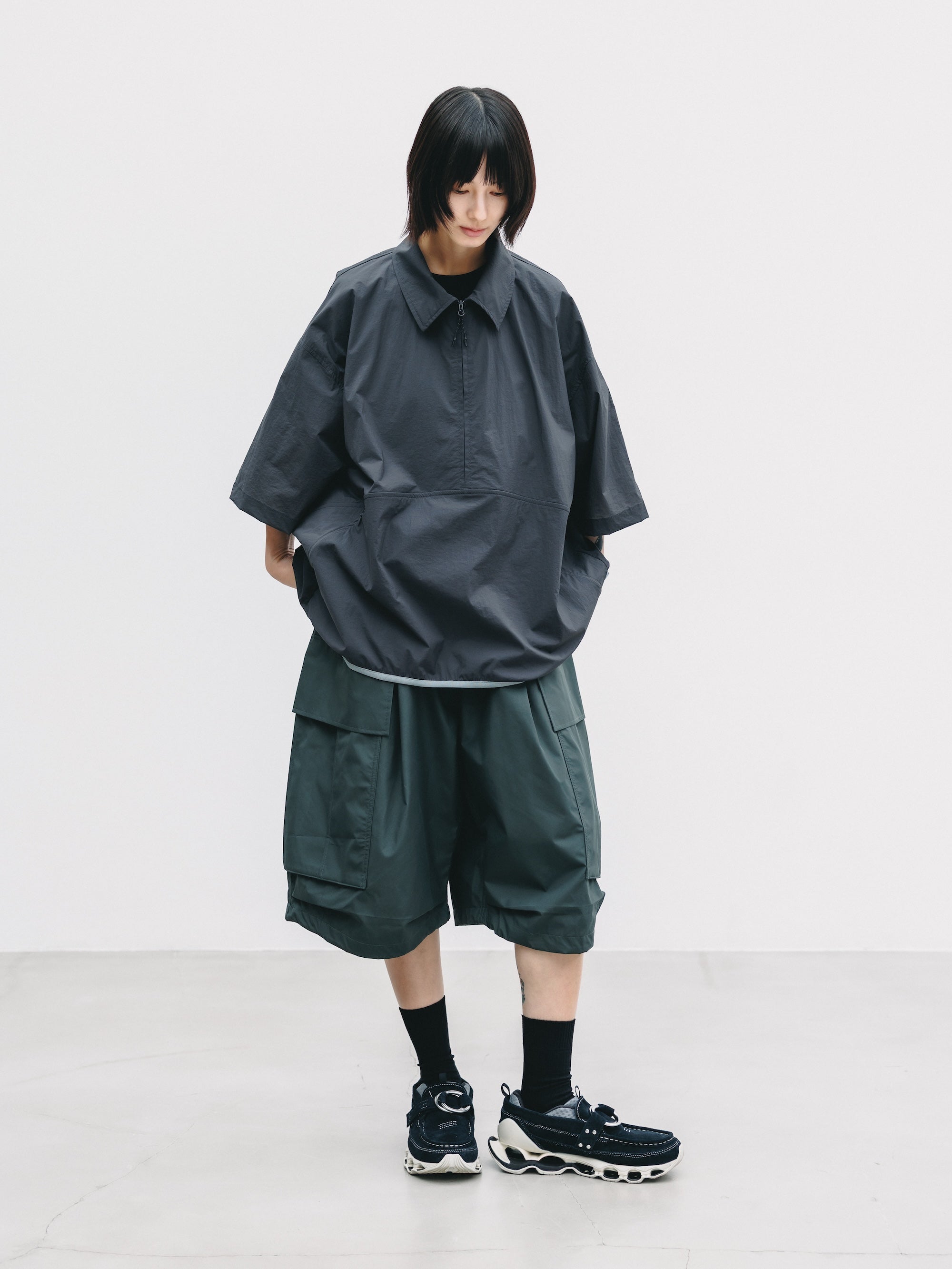 6.20 SAT 20:00- IN STOCK】HALF ZIP TRAIL S/S SHIRT (BLACK)