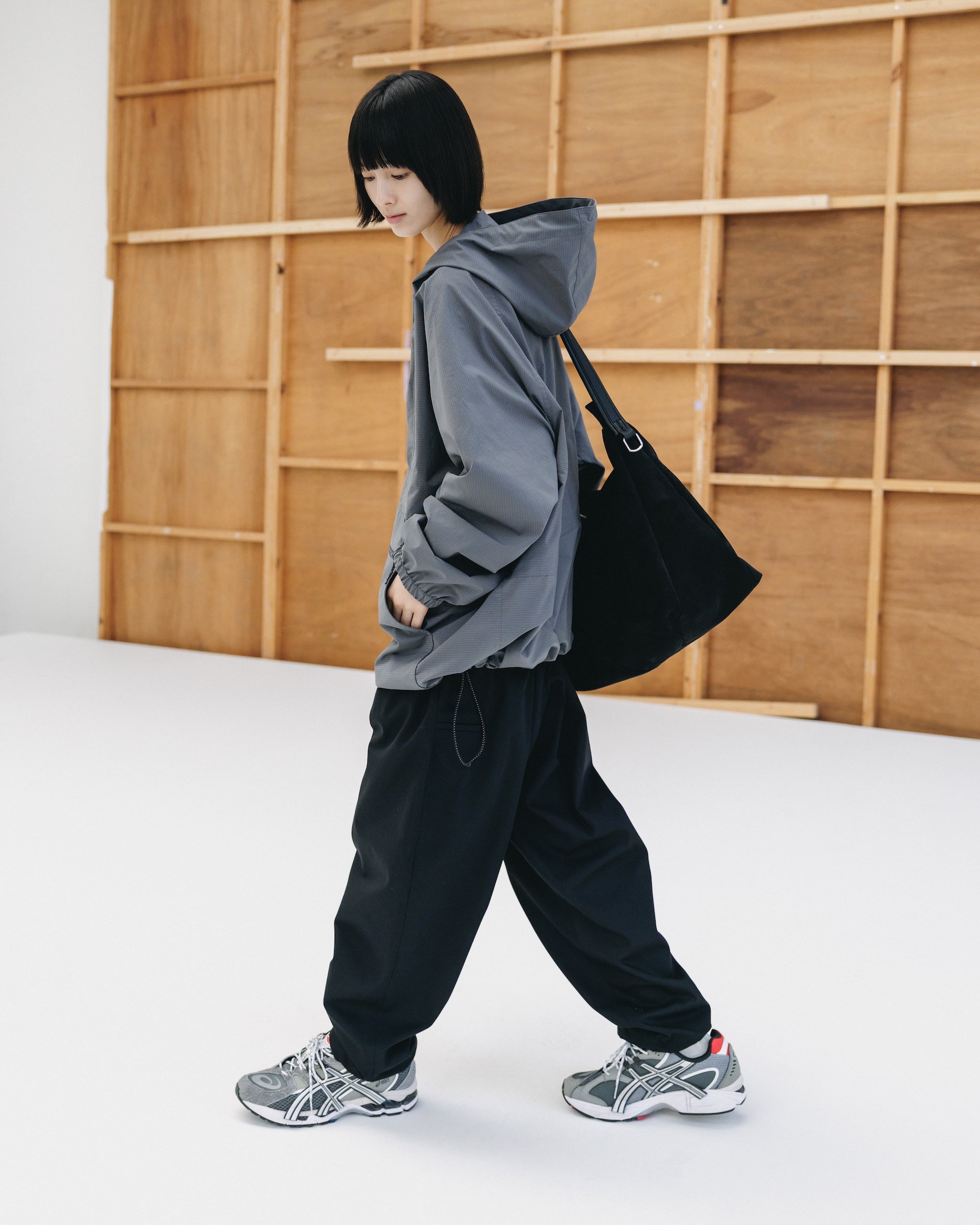 【2.4 WED 20:00- IN STOCK】T/C GABARDINE CITY UNIFORM WIDE TAPERED PANTS (BLACK)