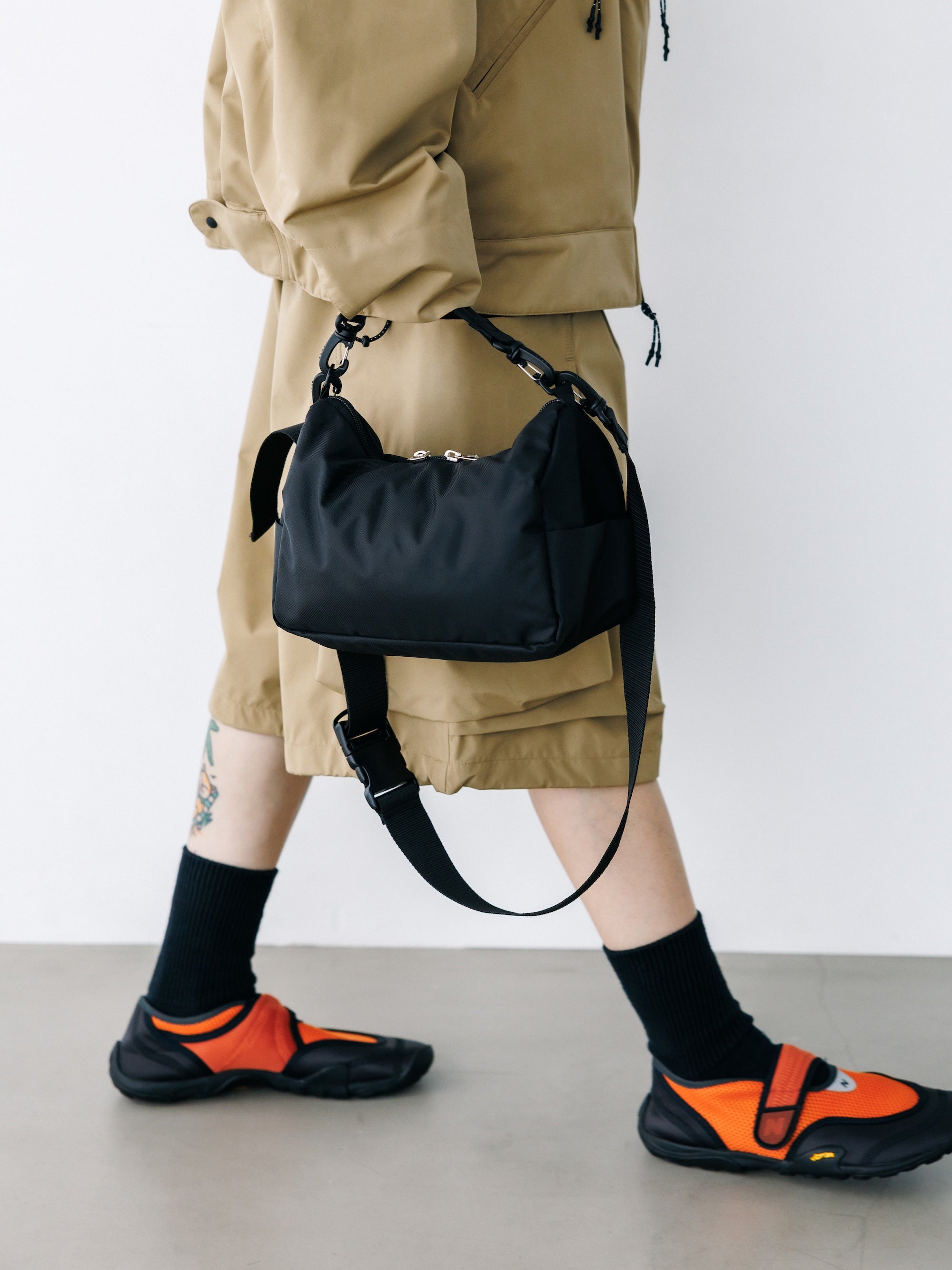 【8.22 SAT 20:00- IN STOCK】DAYOFF BAG MINI (BLACK)