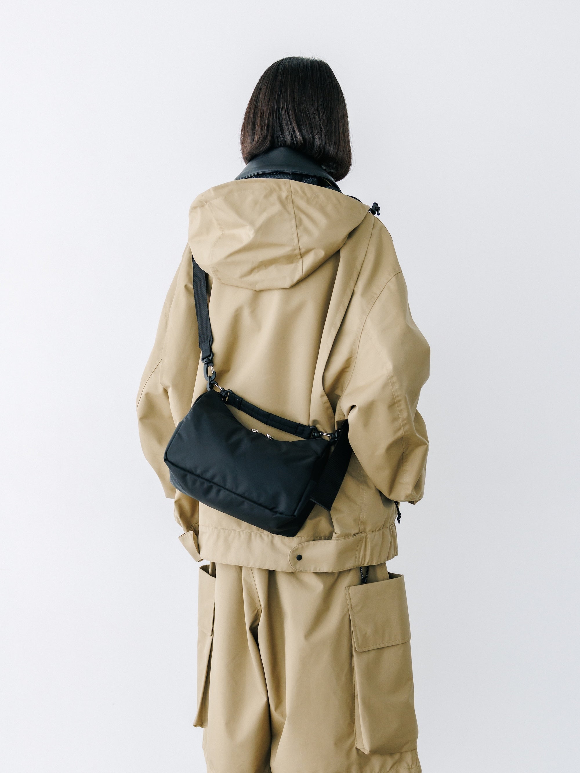 【8.22 SAT 20:00- IN STOCK】DAYOFF BAG MINI (BLACK)