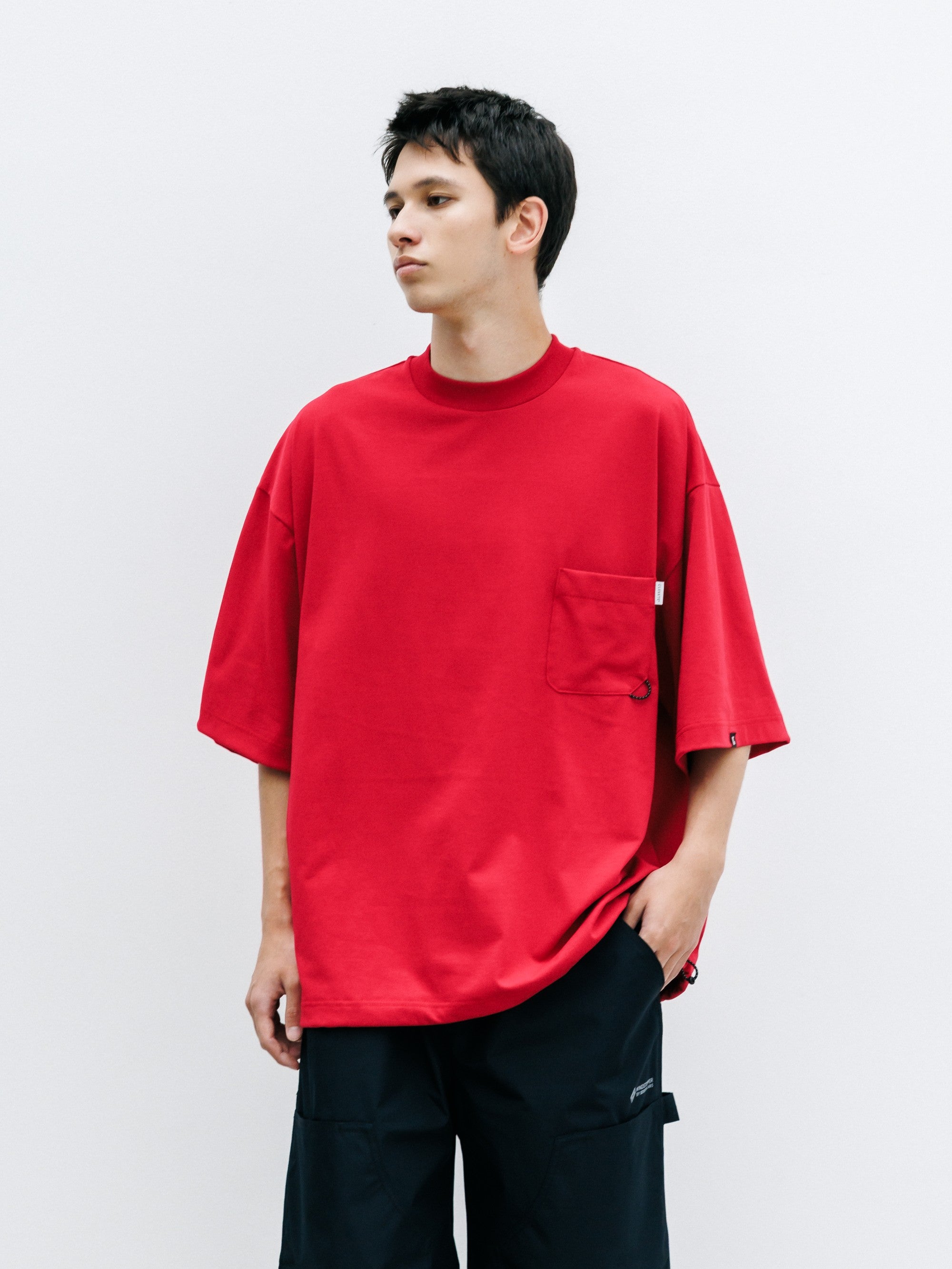 【7.22 WED 20:00- IN STOCK】TECH POCKET S/S T-SHIRT (RED)