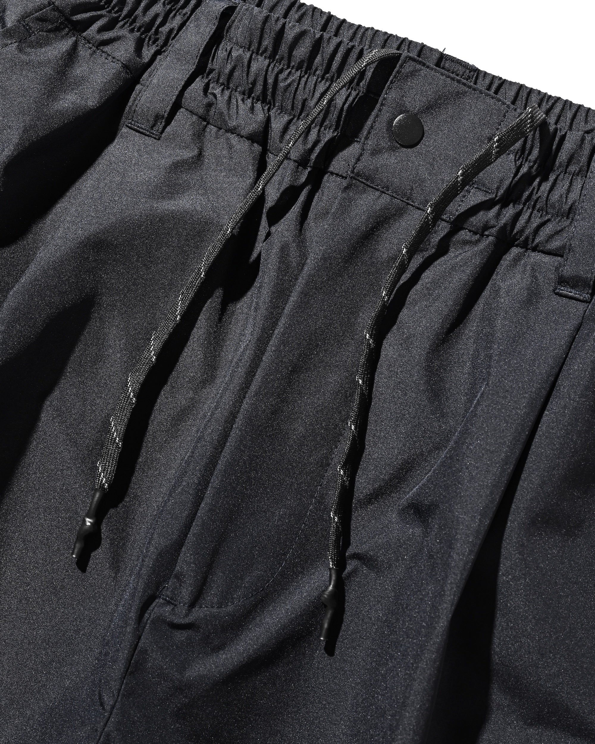 +phenix WINDSTOPPER® by GORE-TEX LABS TECH MASSIVE TWISTED HALF PANTS (NAVY)
