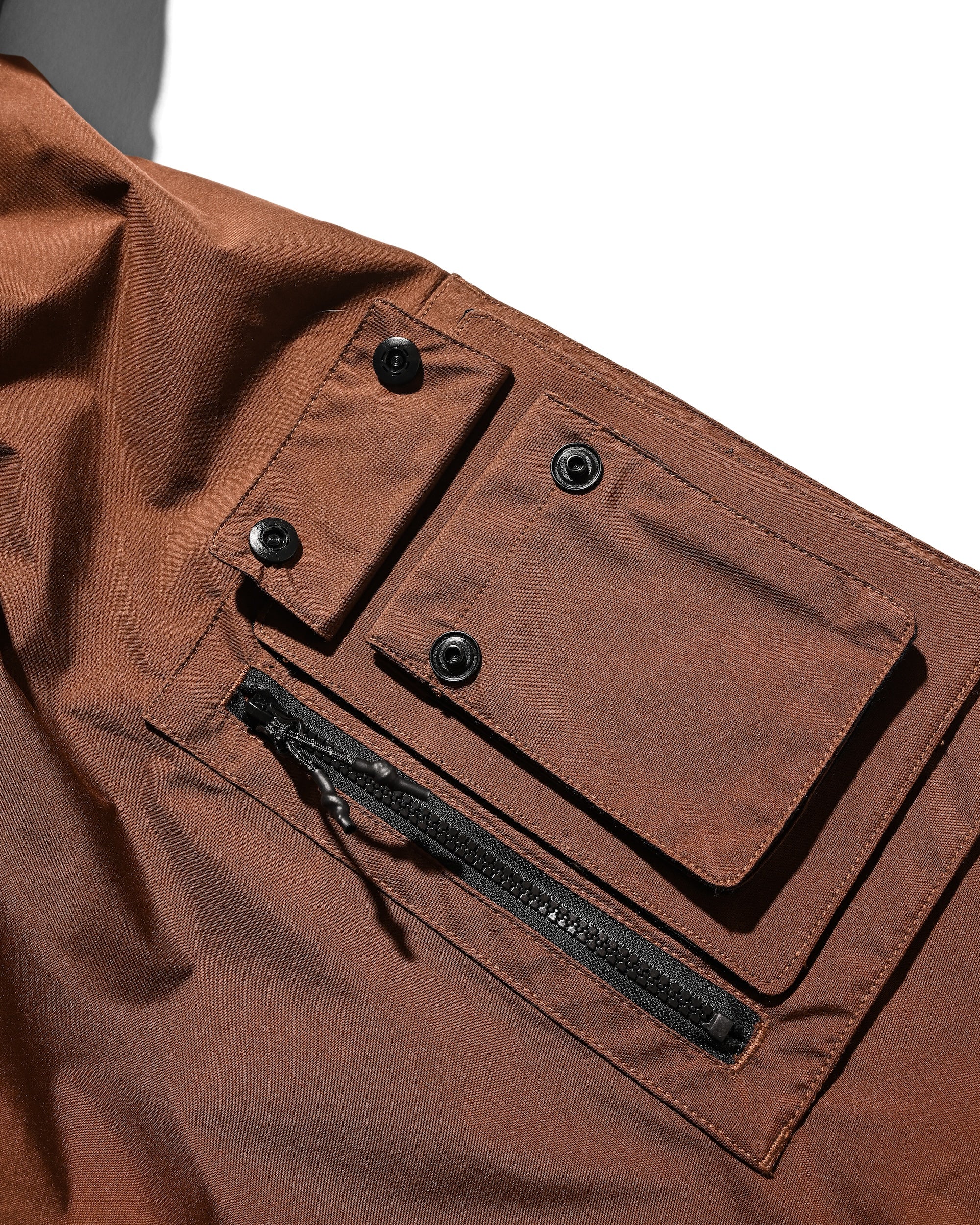 +phenix WINDSTOPPER® by GORE-TEX LABS CITY MILITARY JACKET (CHOCOLATE BROWN)
