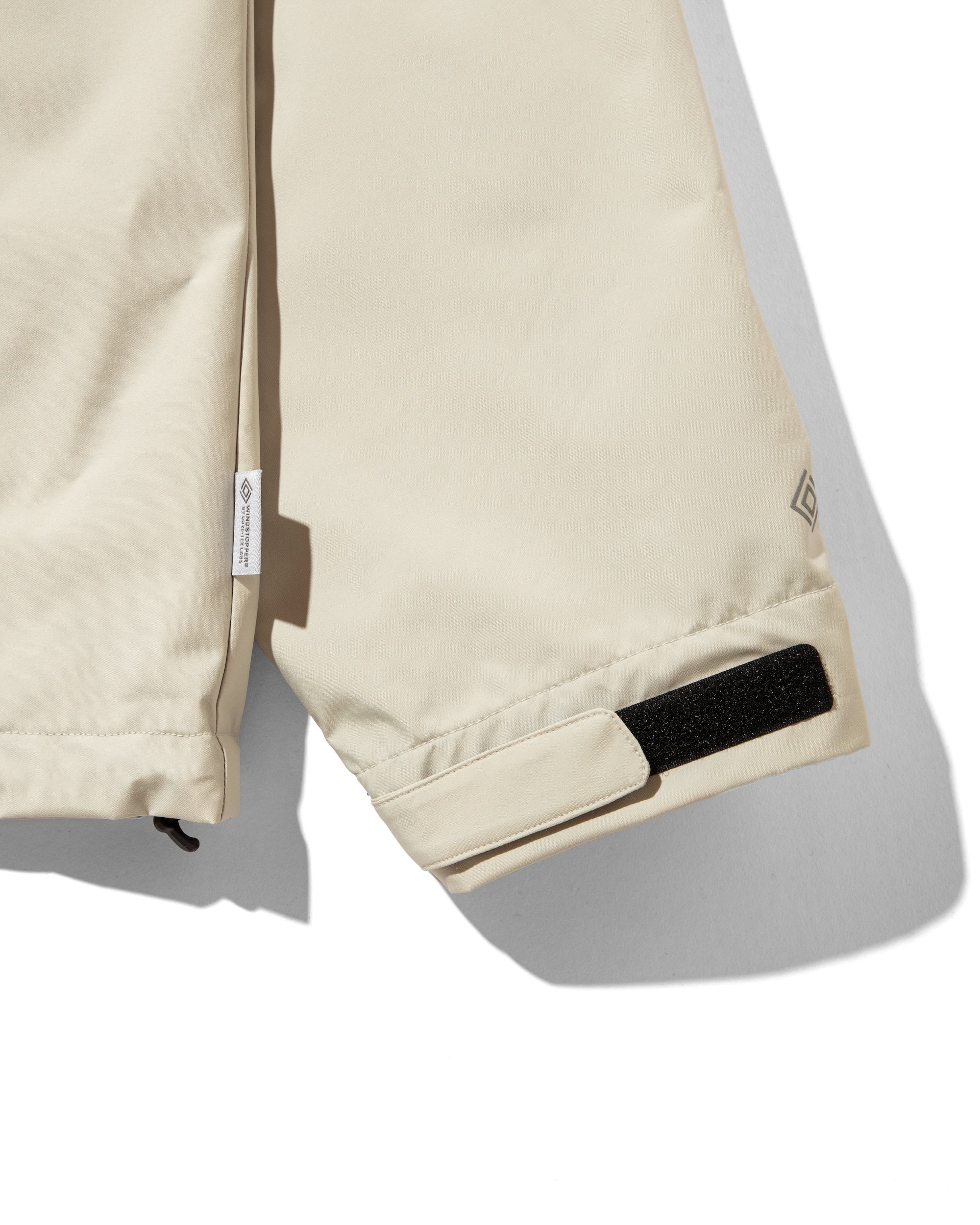 +phenix WINDSTOPPER® by GORE-TEX LABS CITY UNIFORM SETUP (PURE IVORY)