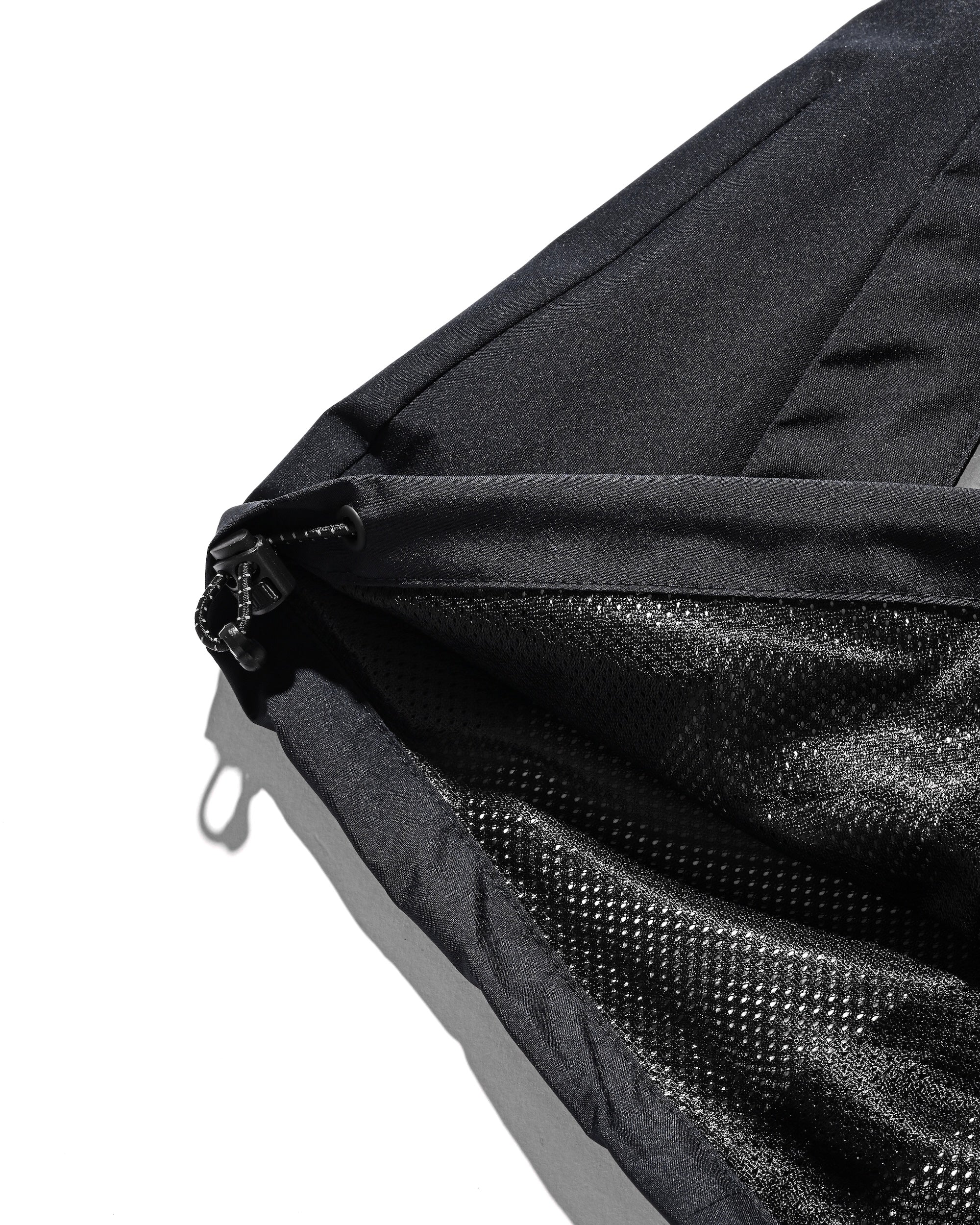 +phenix WINDSTOPPER® by GORE-TEX LABS TECH MASSIVE TWISTED HALF PANTS (NAVY)