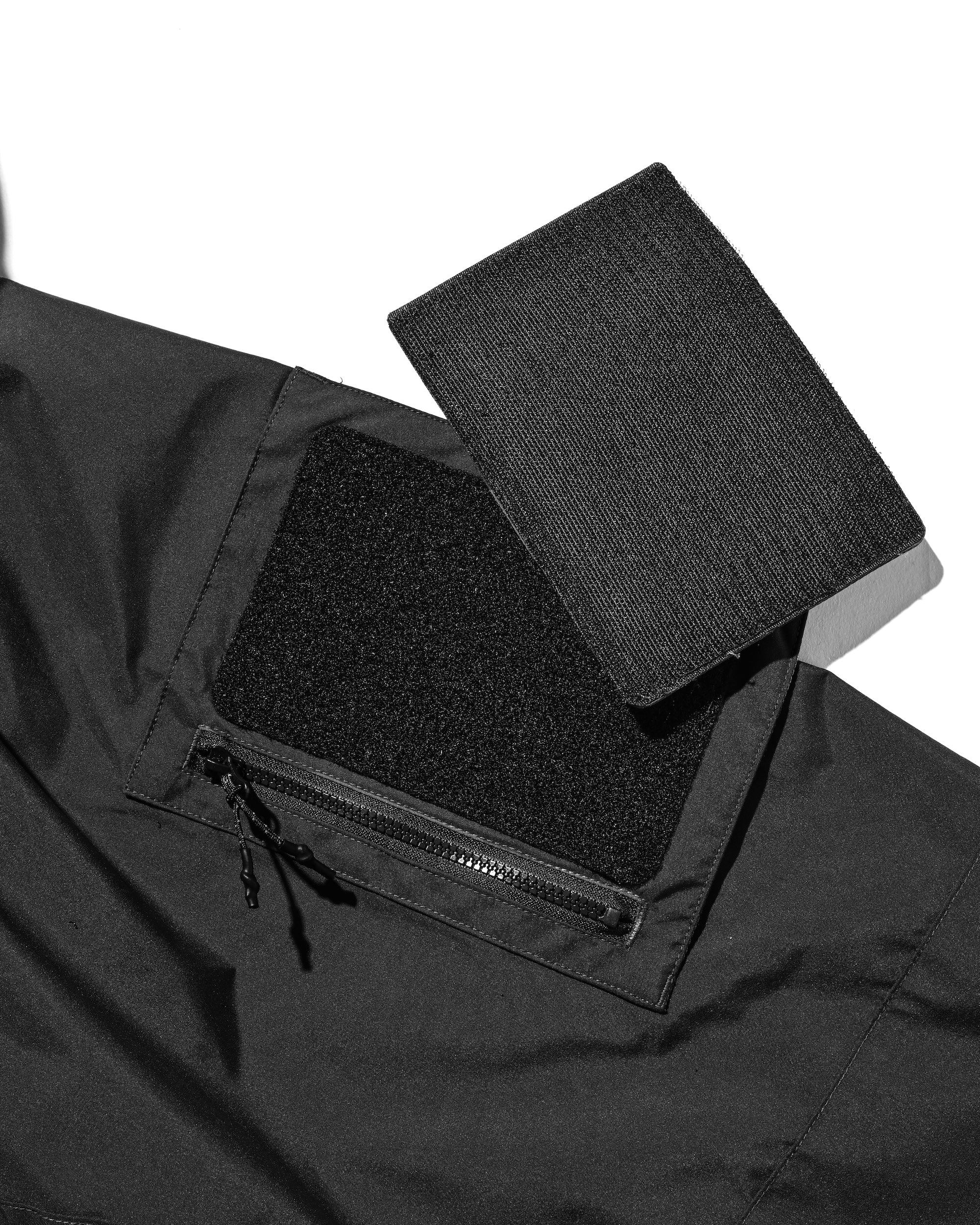 +phenix WINDSTOPPER® by GORE-TEX LABS CITY MILITARY JACKET (BLACK)