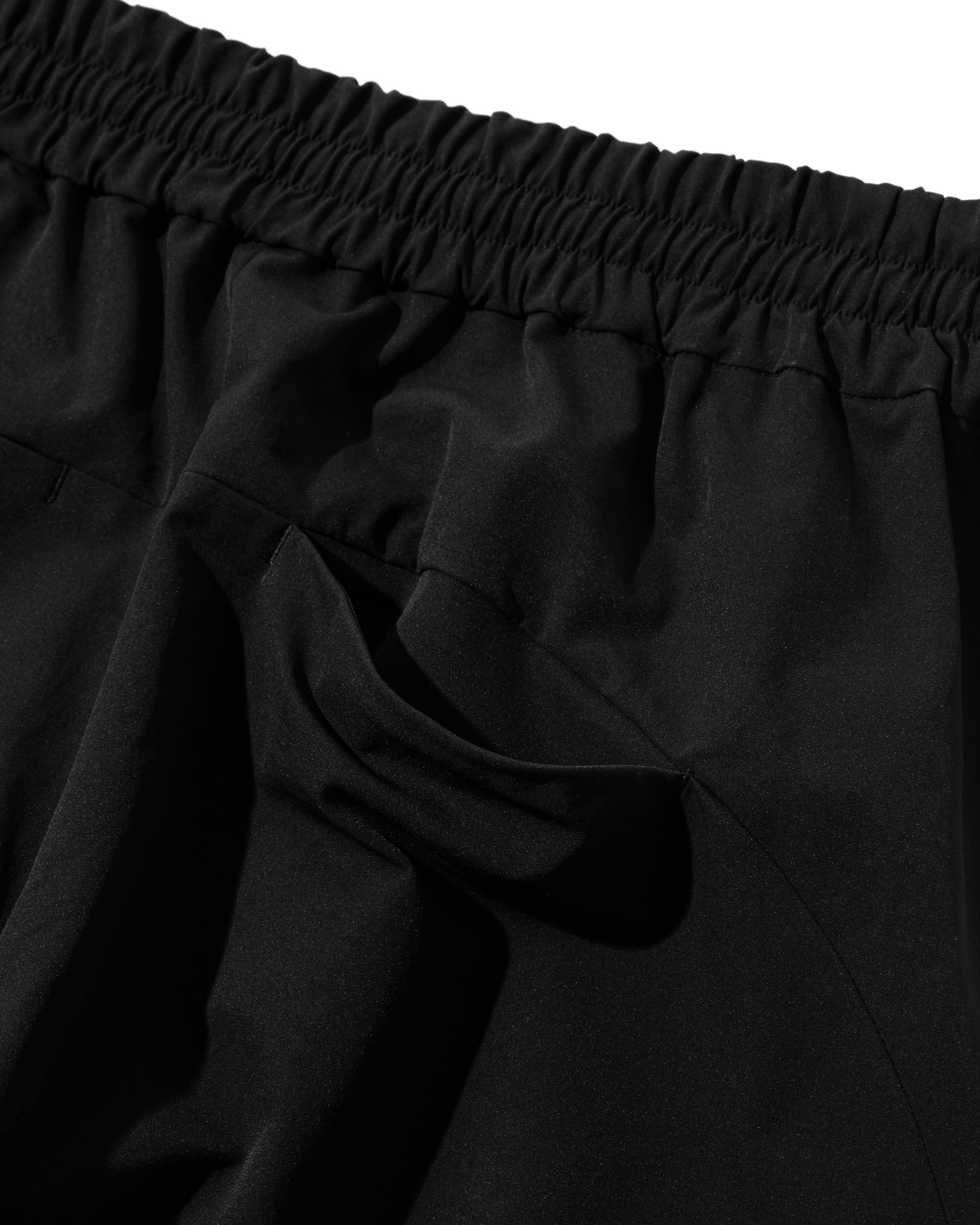 【10.16 WED 20:00- IN STOCK】SOFT SHELL BASE PANTS