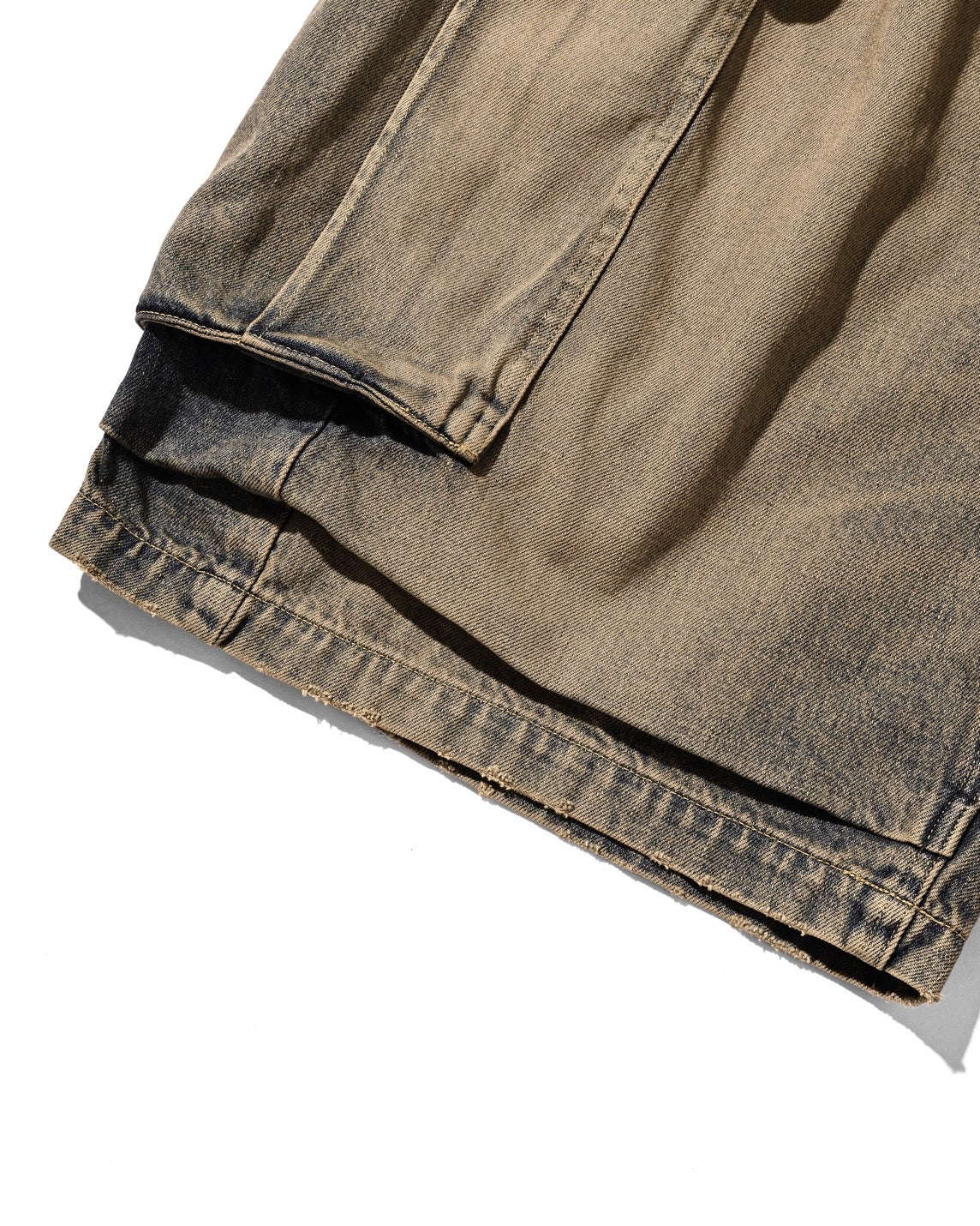 VINTAGE DYED SELVEDGE DENIM CITY MEGA POCKET BALLOON CARGO HALF PANTS (VINTAGE BEIGE)