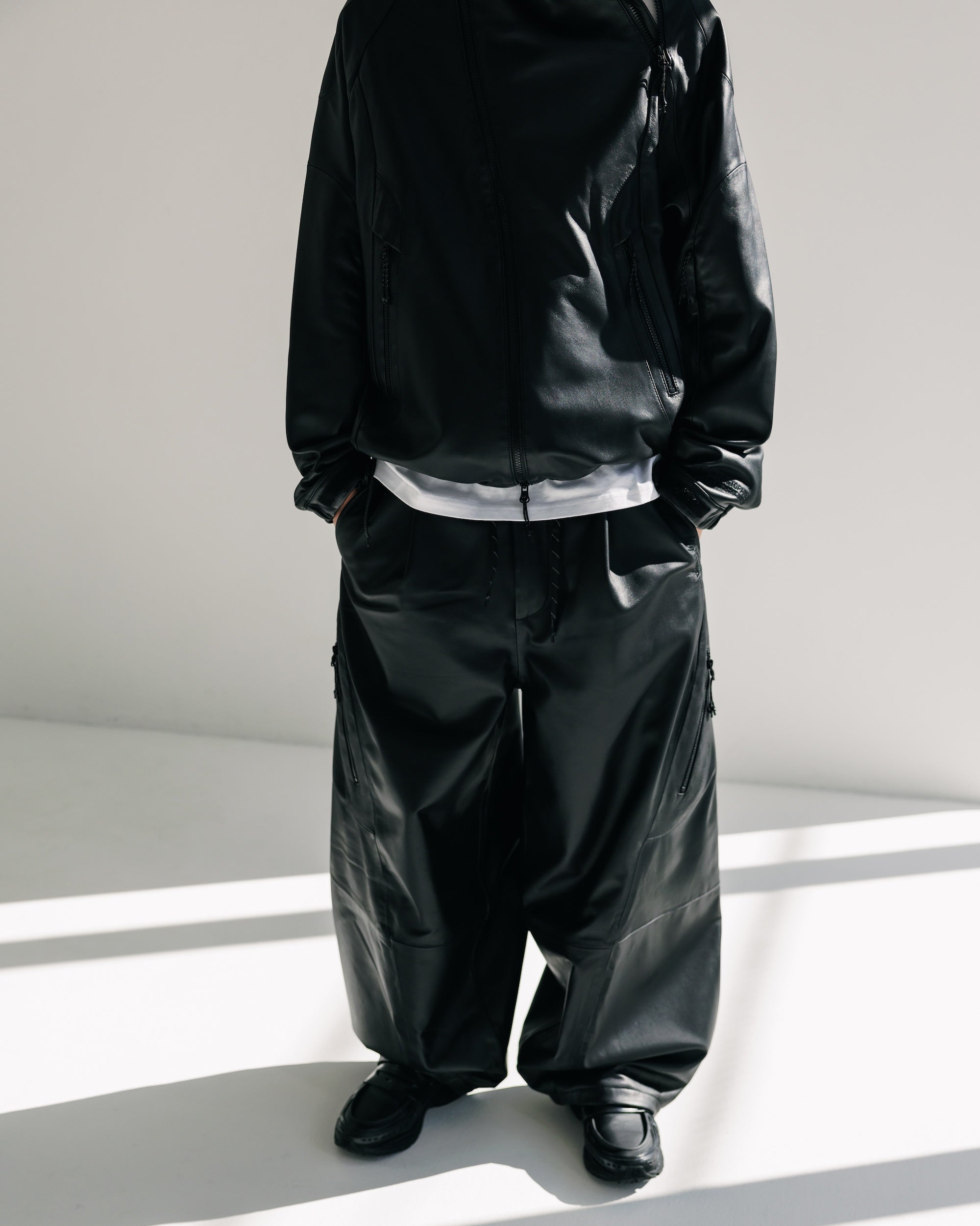 【2.5 WED 20:00- IN STOCK】+phenix WINDSTOPPER® by GORE-TEX LABS LEATHER MASSIVE TWISTED PANTS