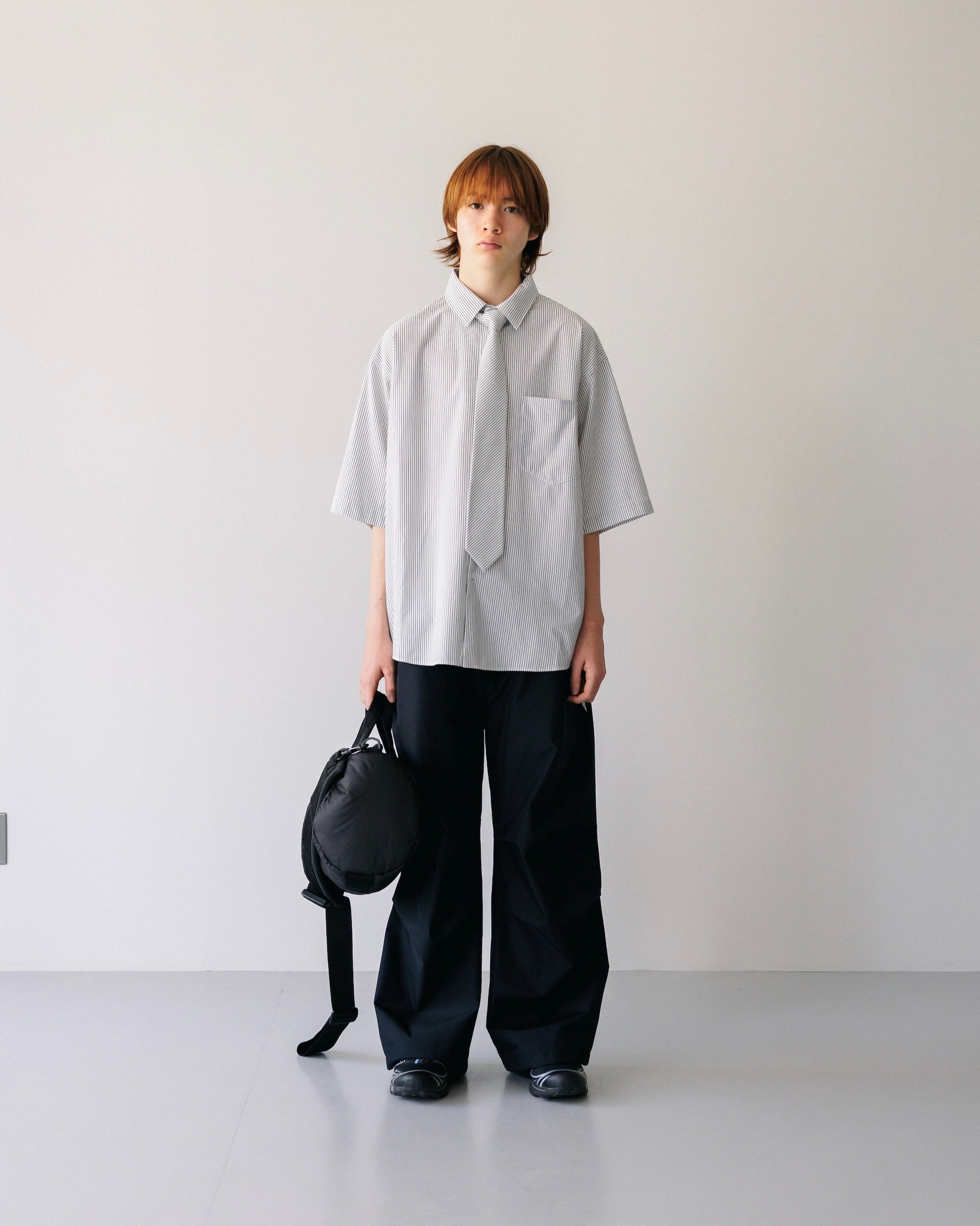 [6.14 wed 20:00- sales start] MASSIVE KNIT S/S SHIRT