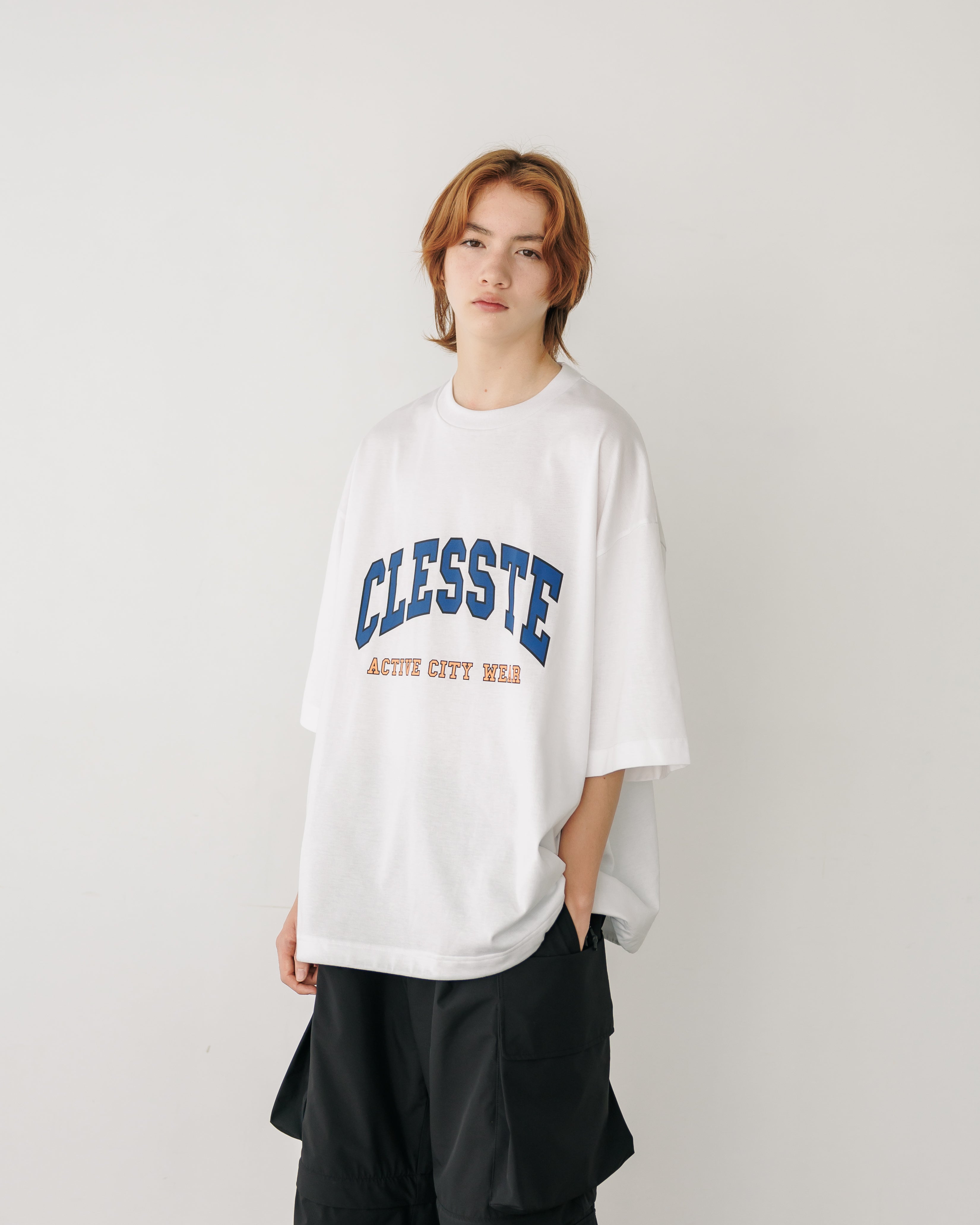 【7.17 WED 20:00- IN STOCK】“COLLEGE LOGO” MASSIVE T-SHIRT WITH DRAWSTRINGS.